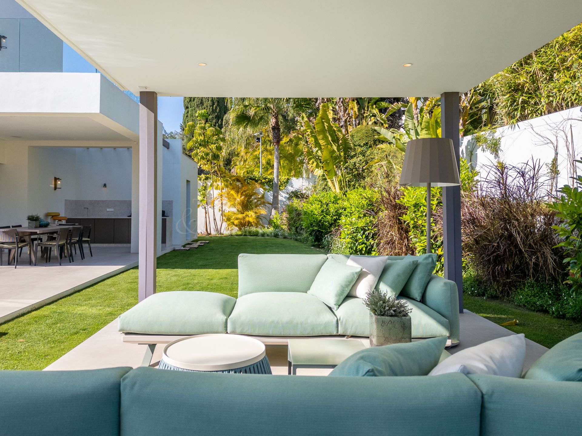 Villa in La Carolina, Marbella