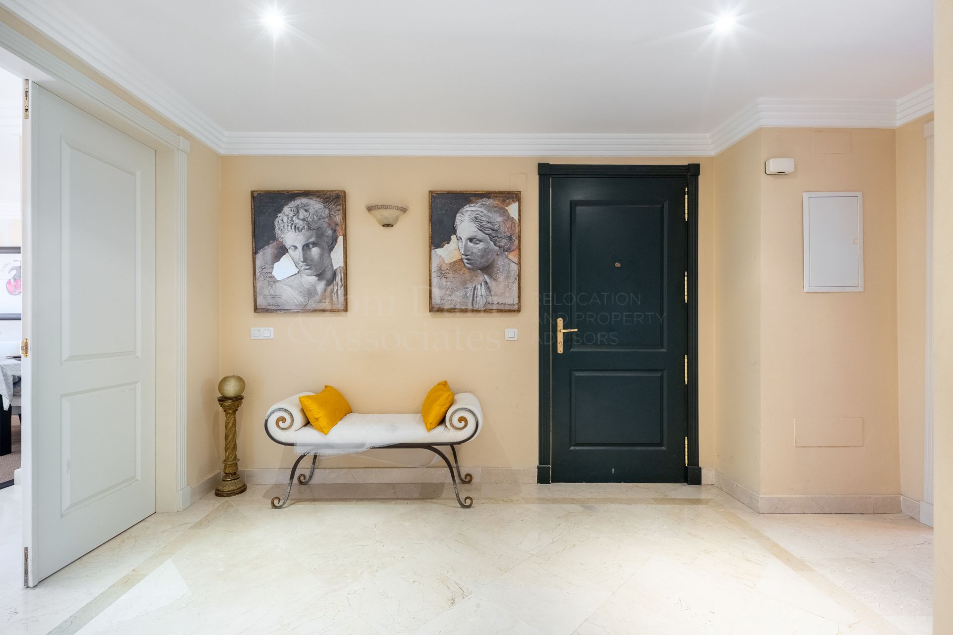Apartment in Albatross Hill, Marbella