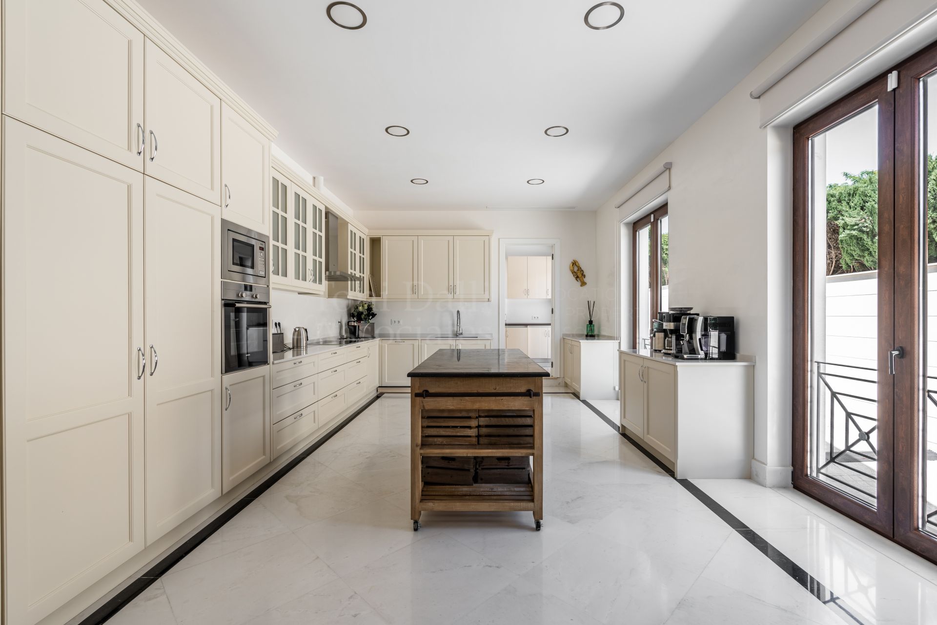 Villa in Sierra Blanca, Marbella