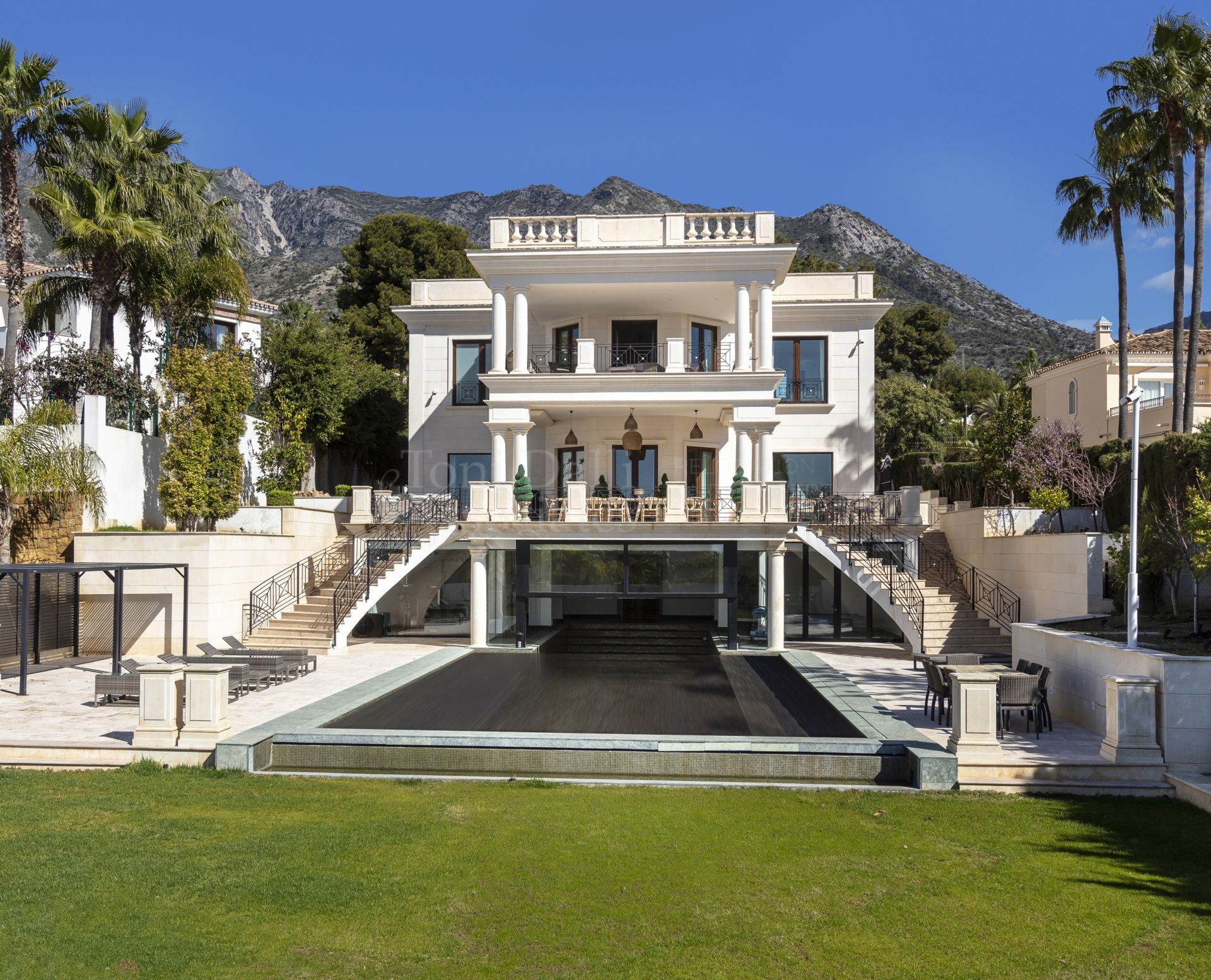 Villa in Sierra Blanca, Marbella