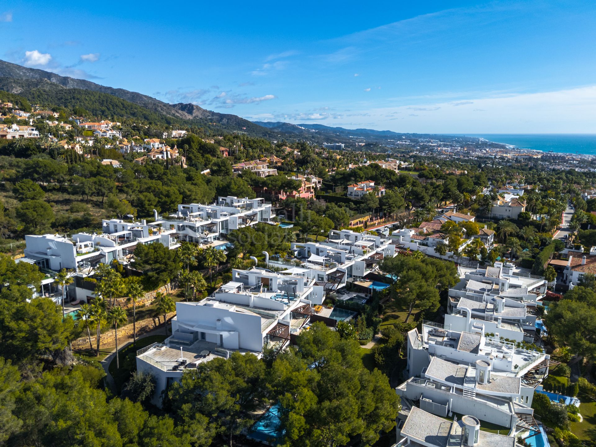 Semi Detached Villa in Meisho Hills, Marbella