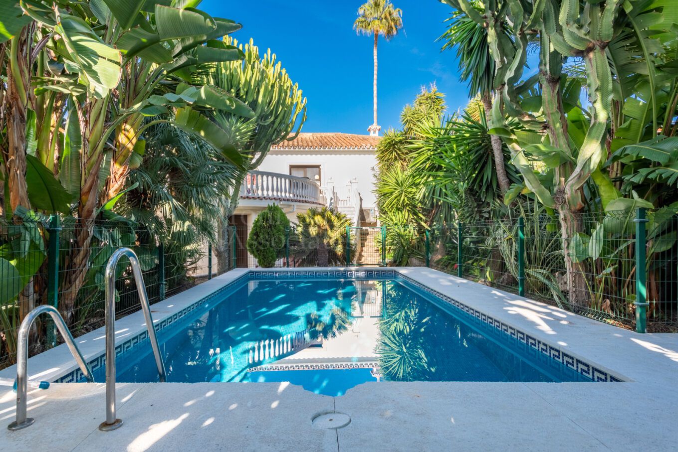 Villa in El Real Panorama, Marbella