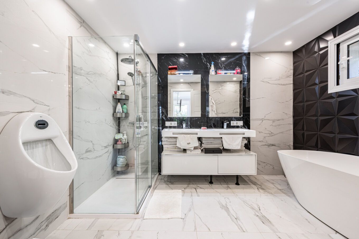 Villa in El Real Panorama, Marbella