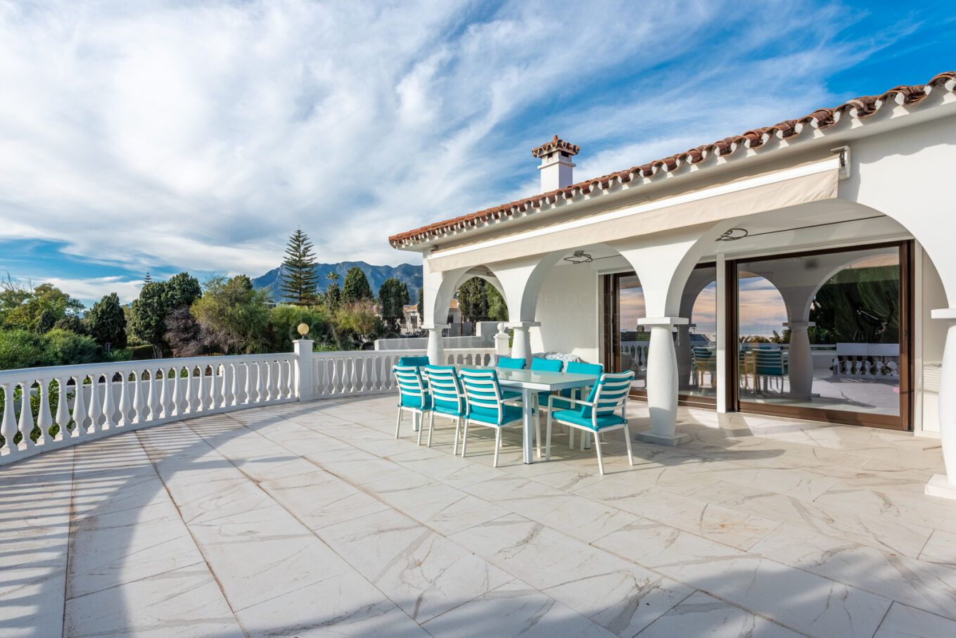 Villa in El Real Panorama, Marbella