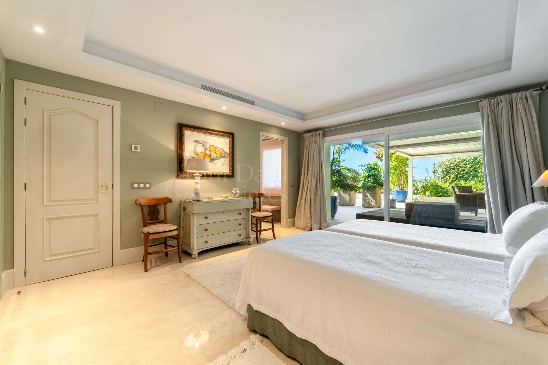 Ground Floor Apartment in Las Terrazas de Las Lomas, Marbella