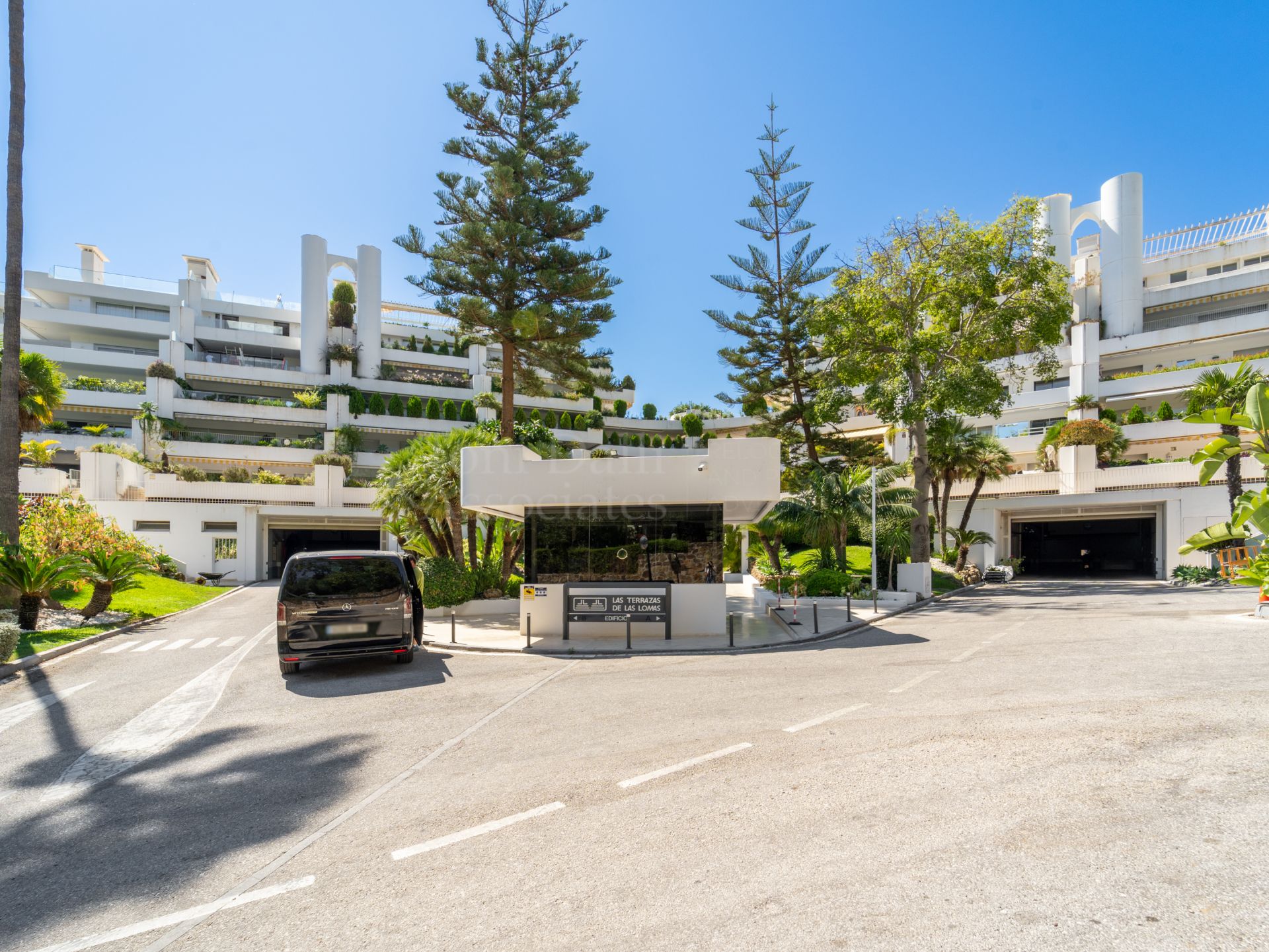Ground Floor Apartment in Las Terrazas de Las Lomas, Marbella