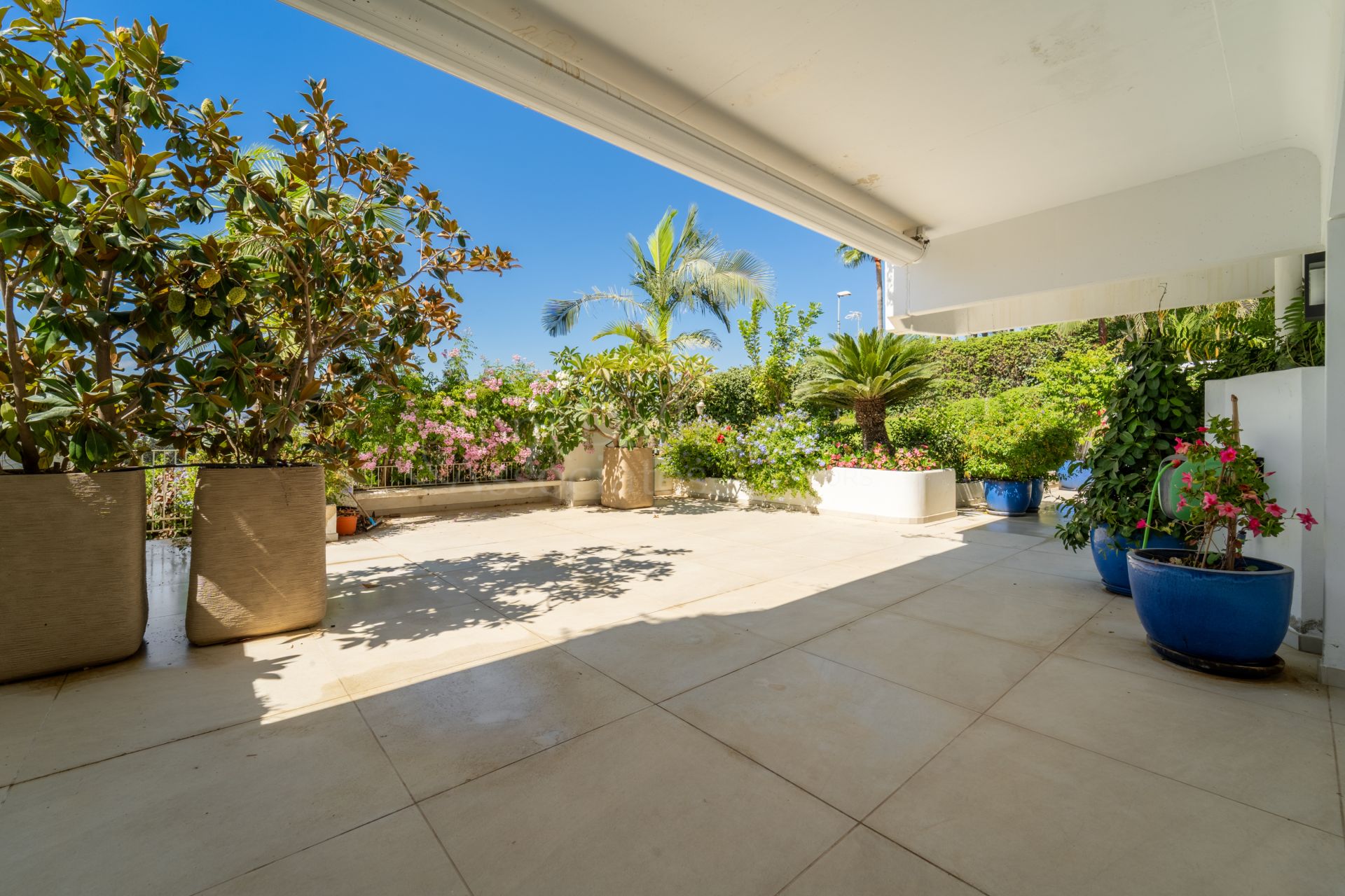 Ground Floor Apartment in Las Terrazas de Las Lomas, Marbella