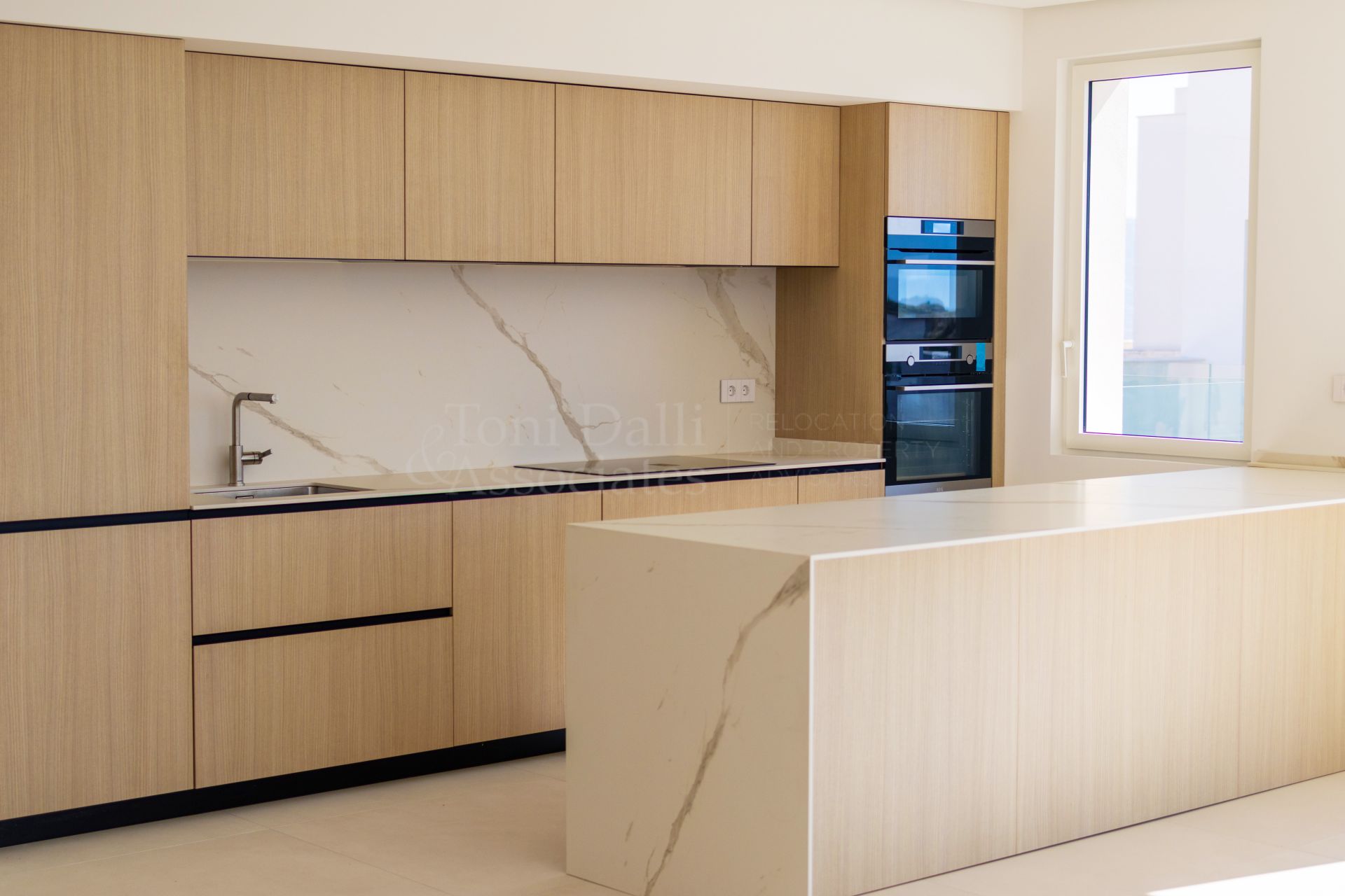Ground Floor Apartment in La Mairena, Marbella
