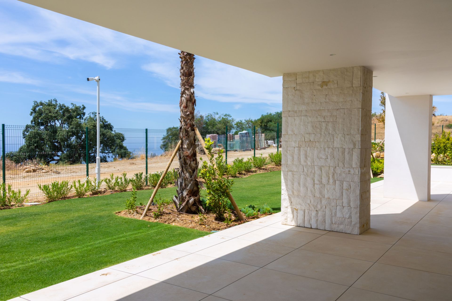 Ground Floor Apartment in La Mairena, Marbella