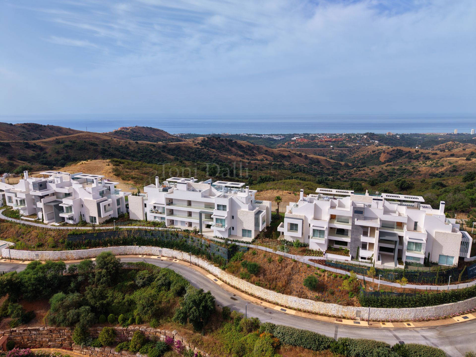 Ground Floor Apartment in La Mairena, Marbella