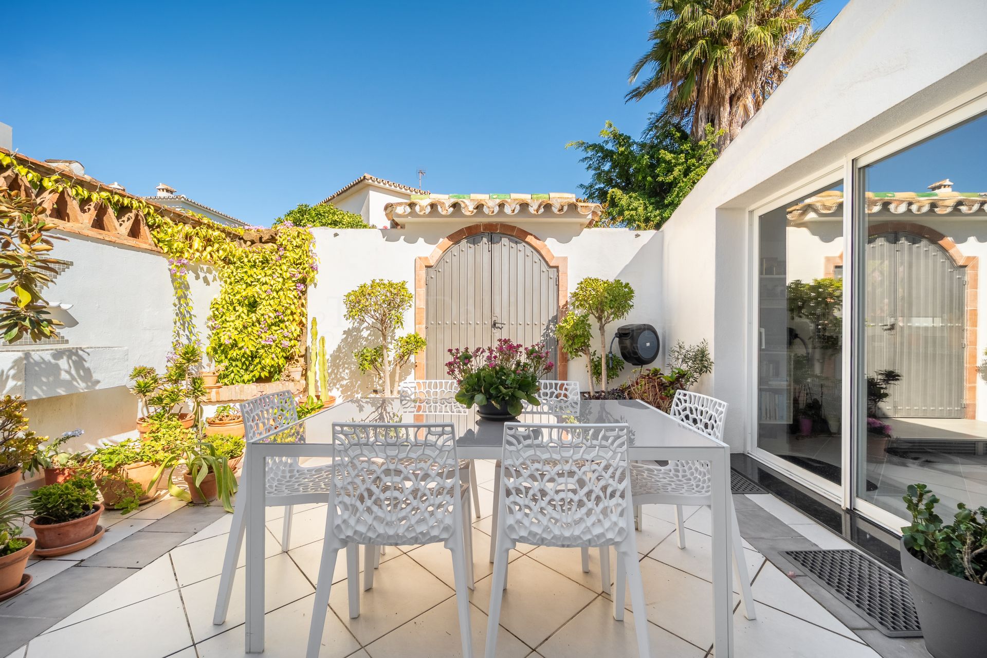 Semi Detached Villa in Rio Verde Playa, Marbella