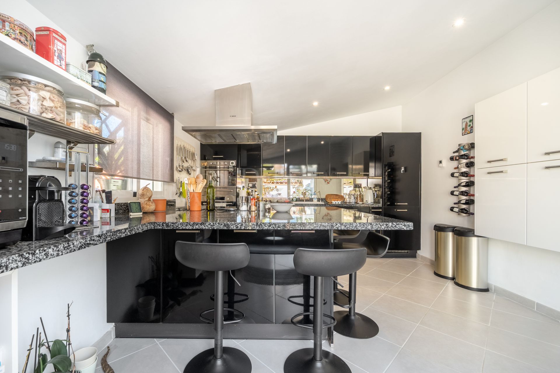 Semi Detached Villa in Rio Verde Playa, Marbella