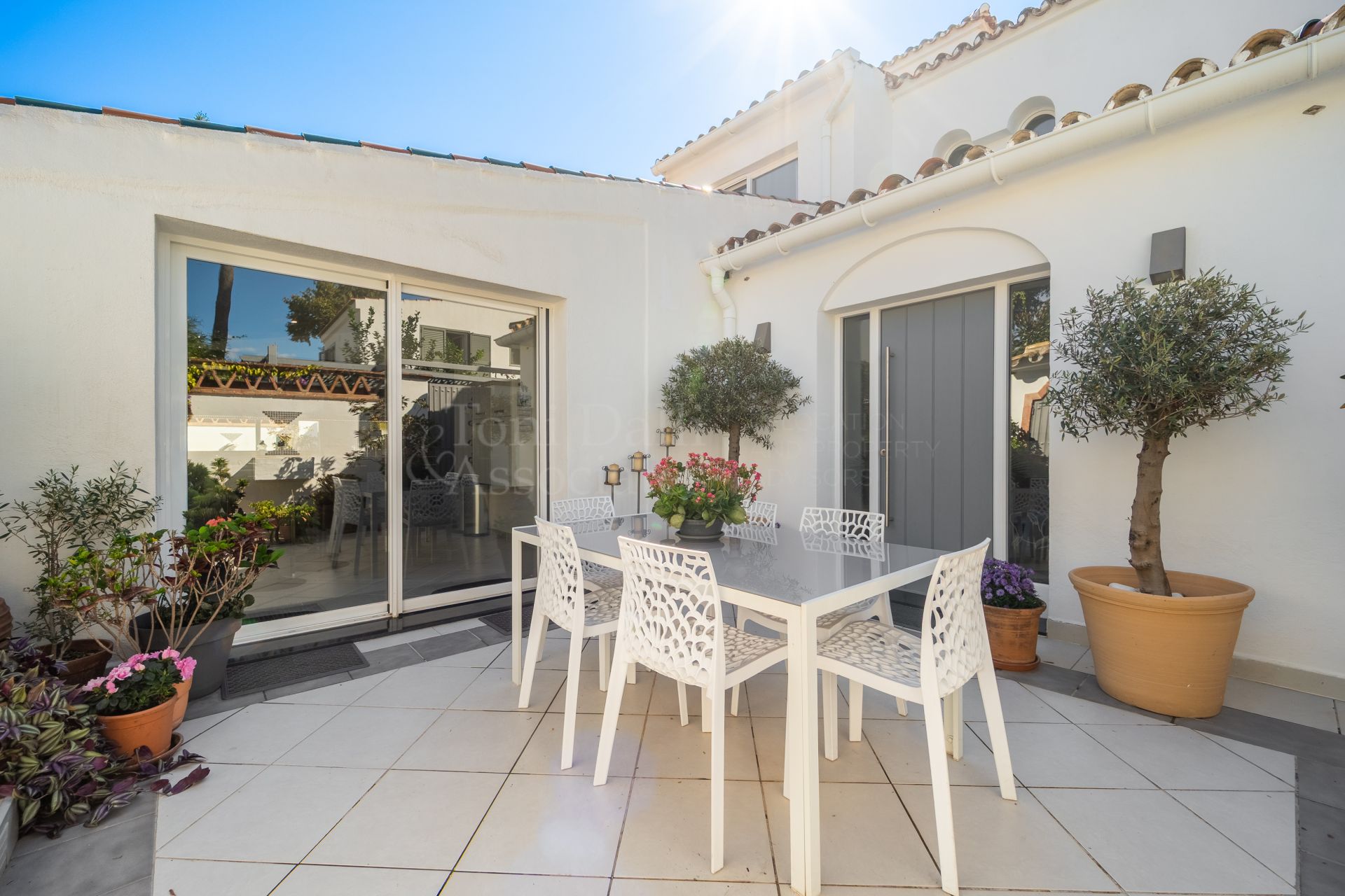 Semi Detached Villa in Rio Verde Playa, Marbella