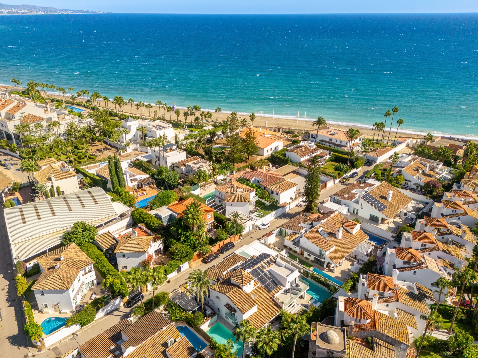 Semi Detached Villa in Rio Verde Playa, Marbella