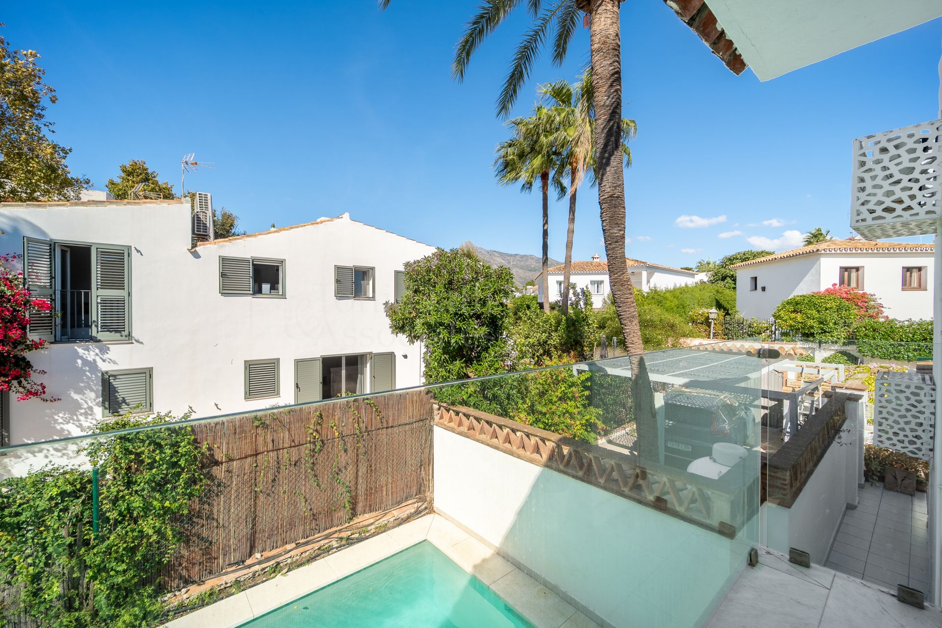 Semi Detached Villa in Rio Verde Playa, Marbella