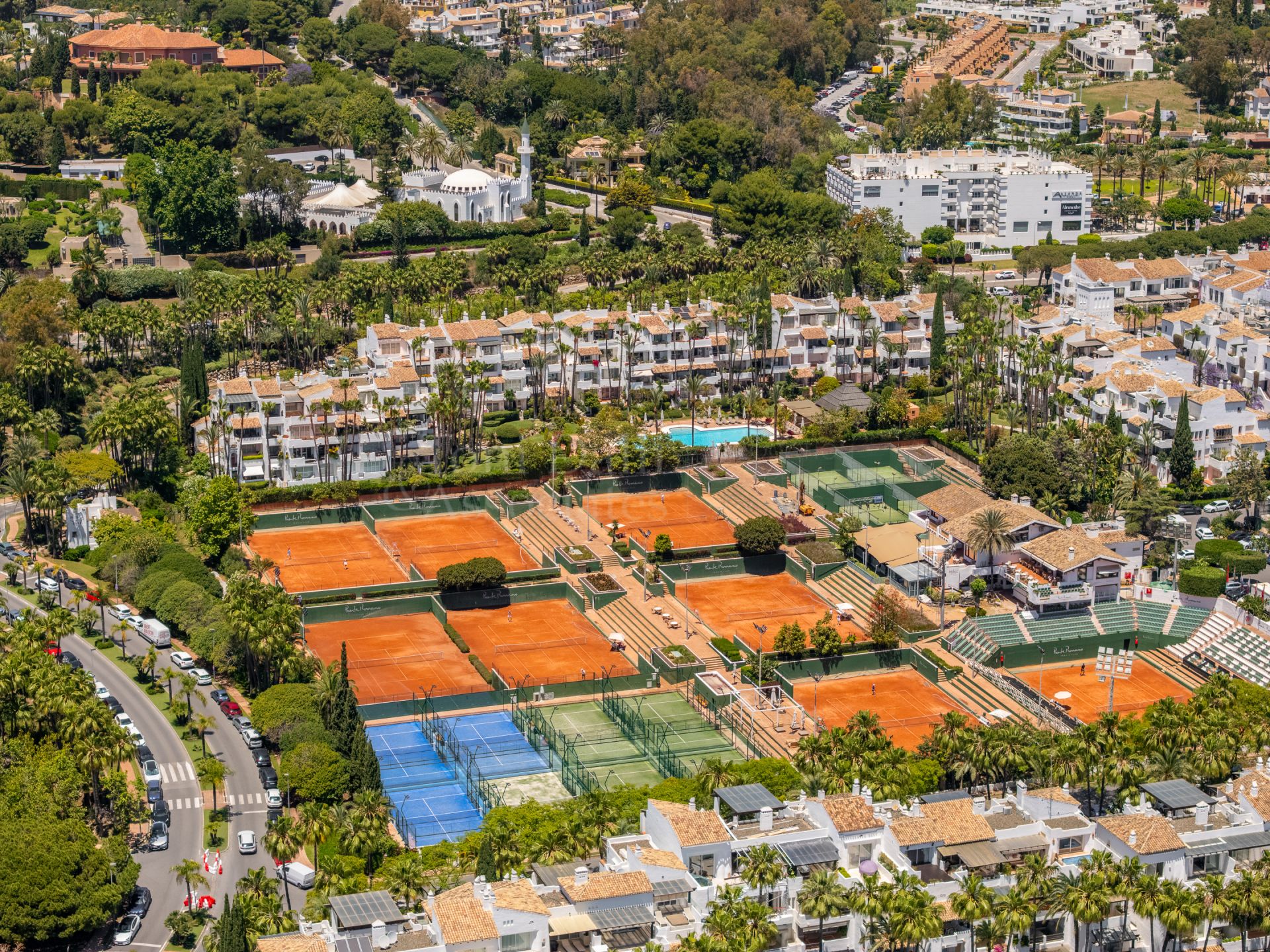 Apartment in Marina Puente Romano, Marbella