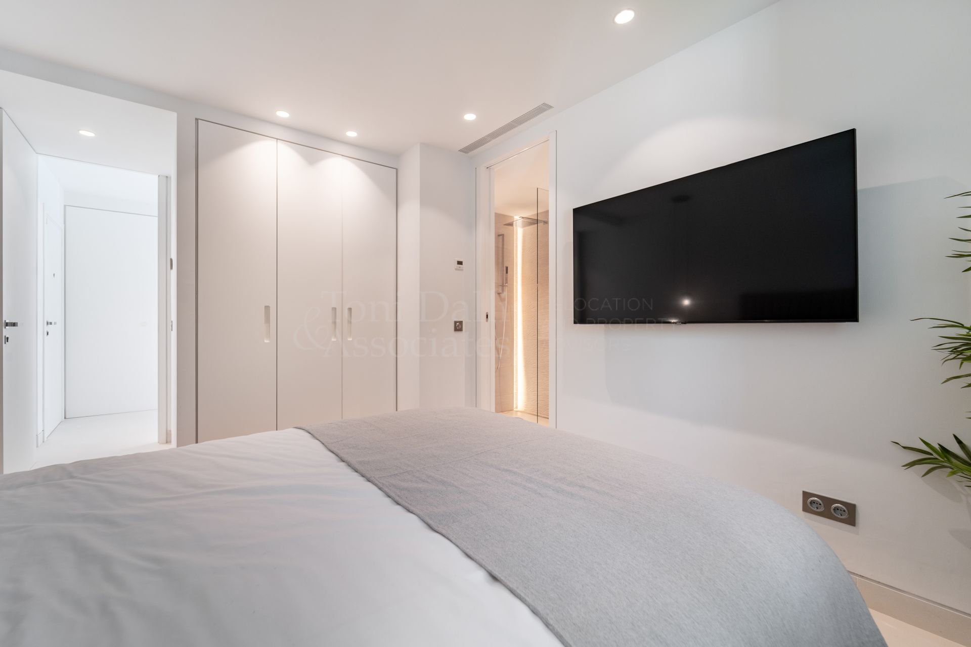 Apartment in Marina Puente Romano, Marbella