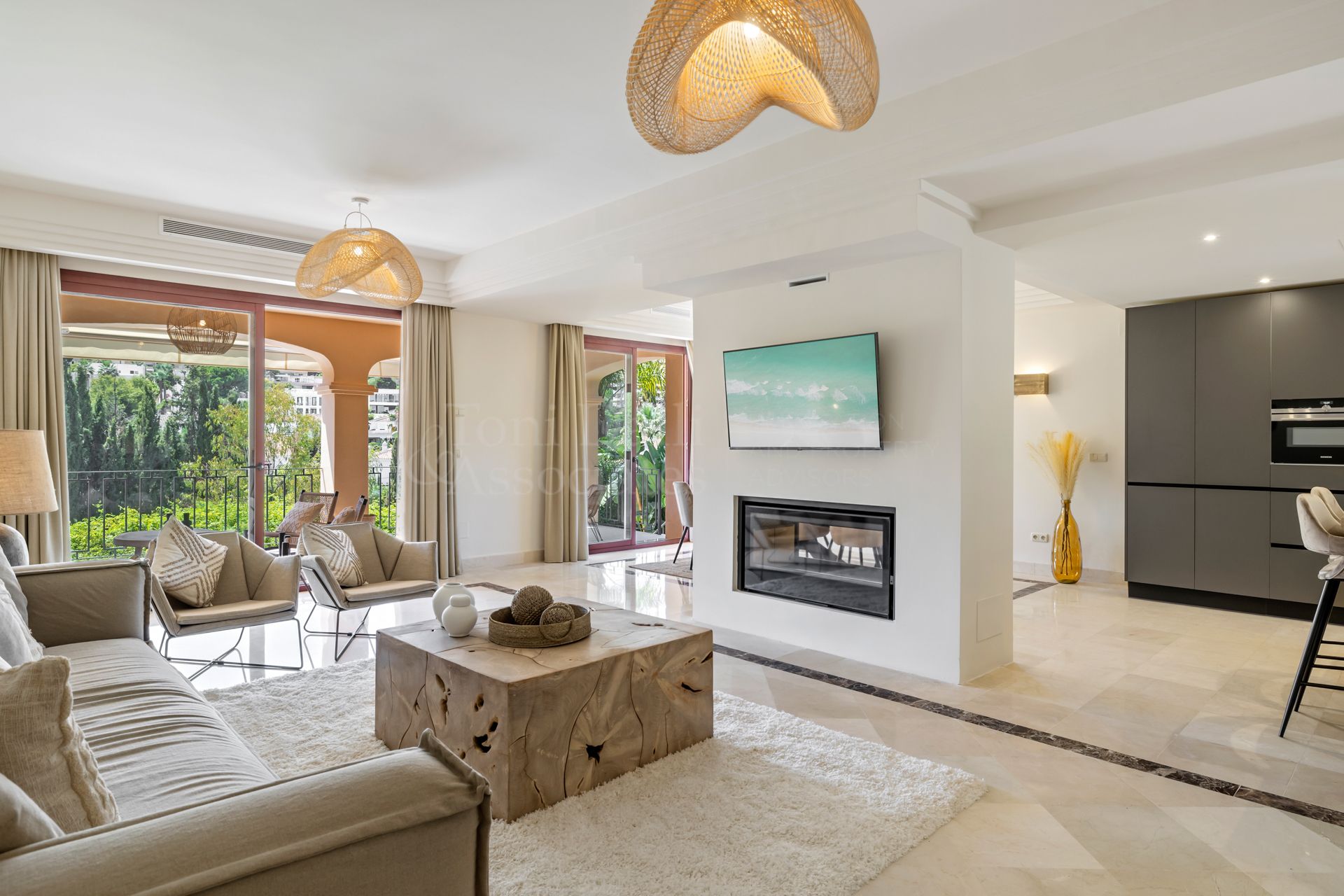 Villa in La Alzambra, Marbella