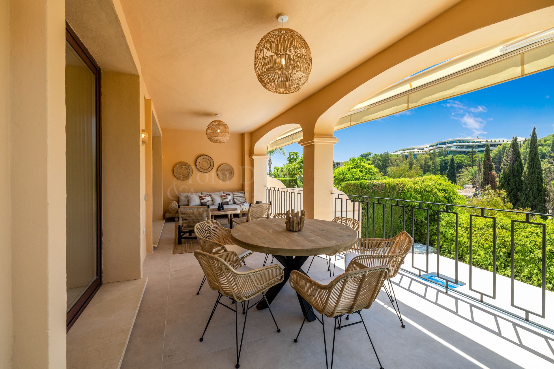 Villa in La Alzambra, Marbella