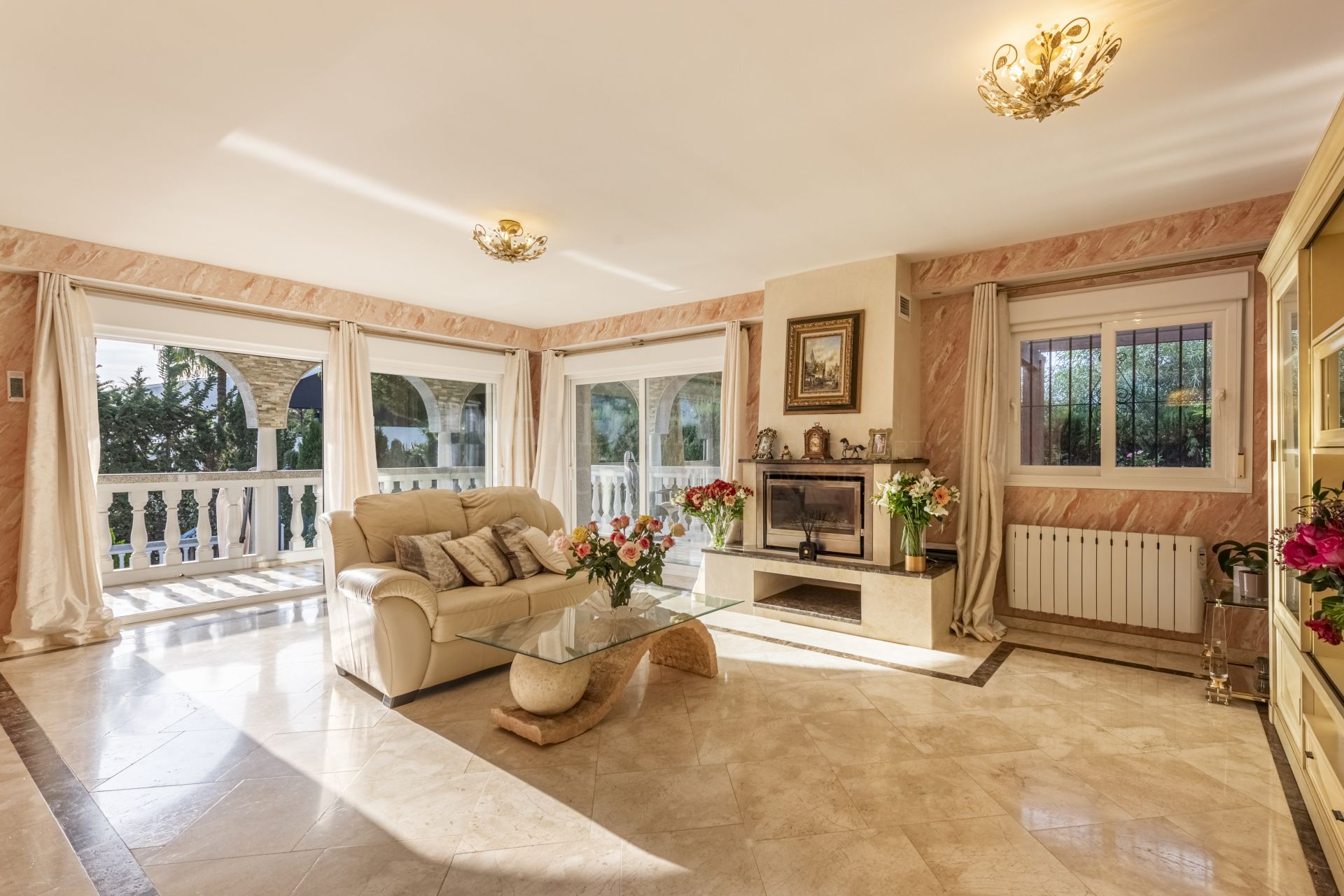 Villa in Carib Playa, Marbella