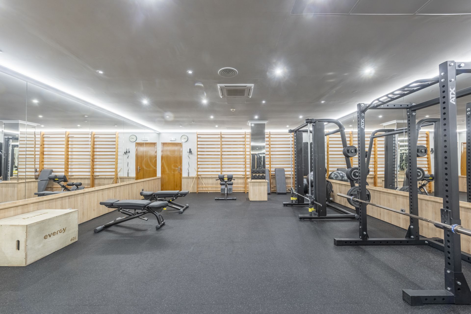 Duplex Penthouse in El Embrujo Banús, Marbella