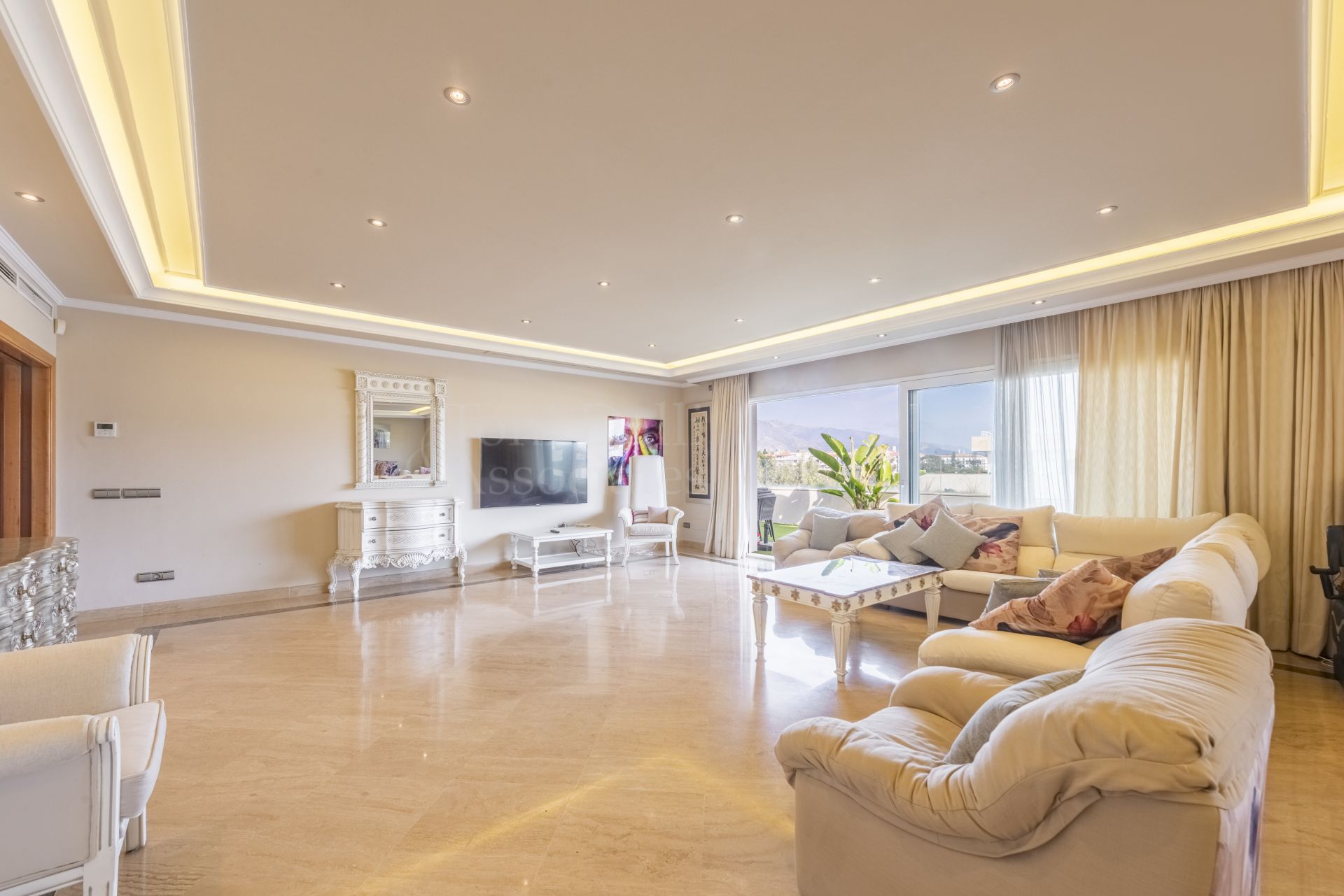 Duplex Penthouse in El Embrujo Banús, Marbella