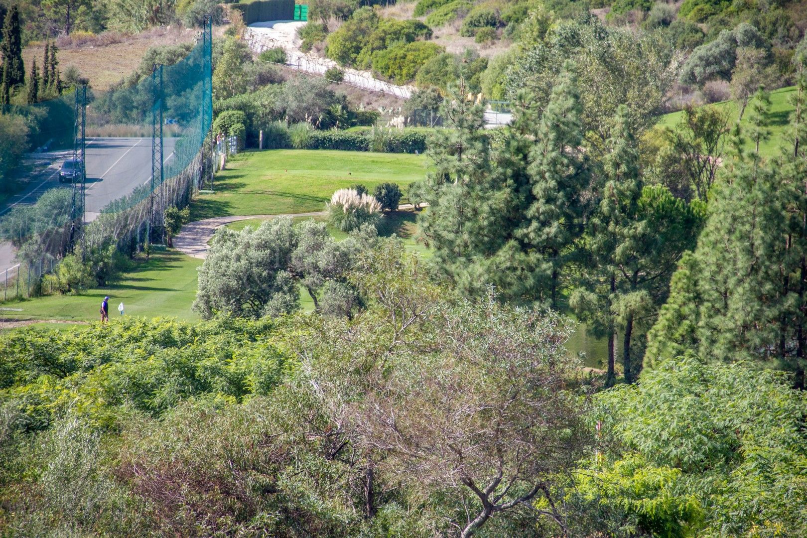 Plot in Puerto del Almendro, Benahavis