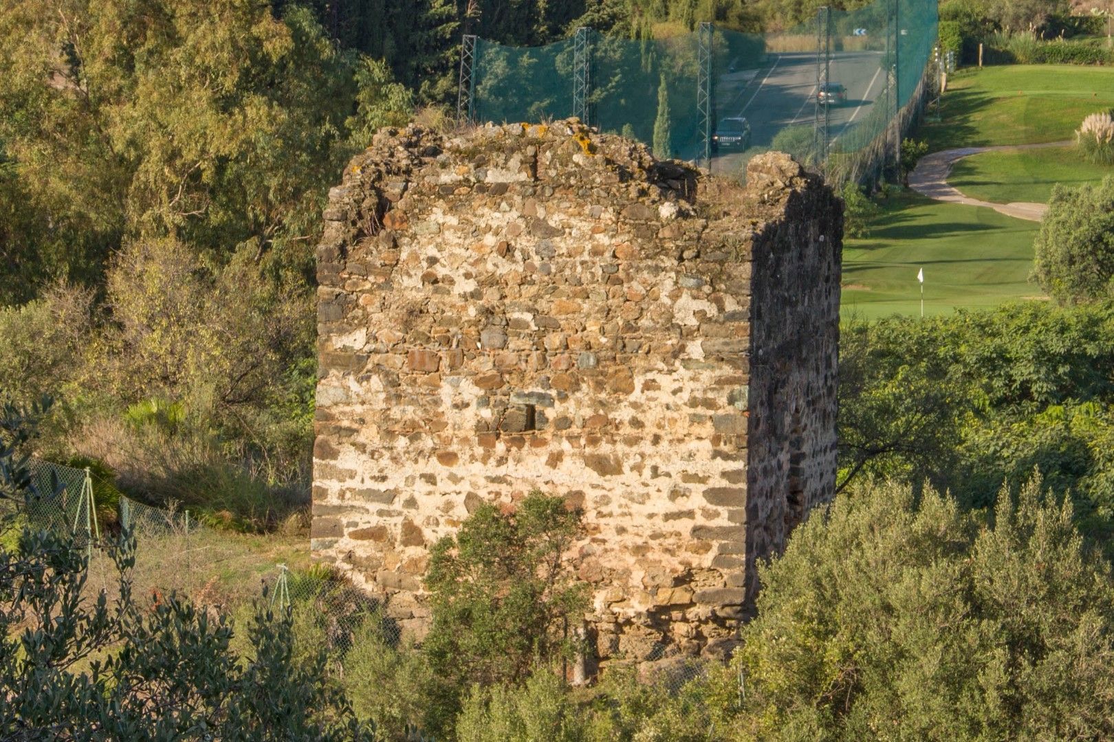 Plot in Puerto del Almendro, Benahavis
