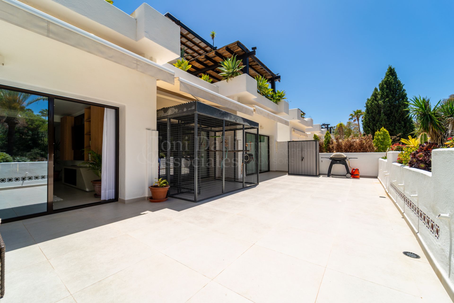 Apartment in Kings Hills, Marbella