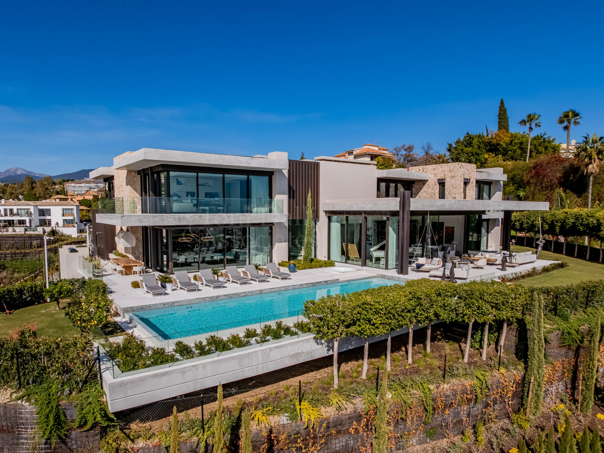 Villa in The Hills, Benahavis