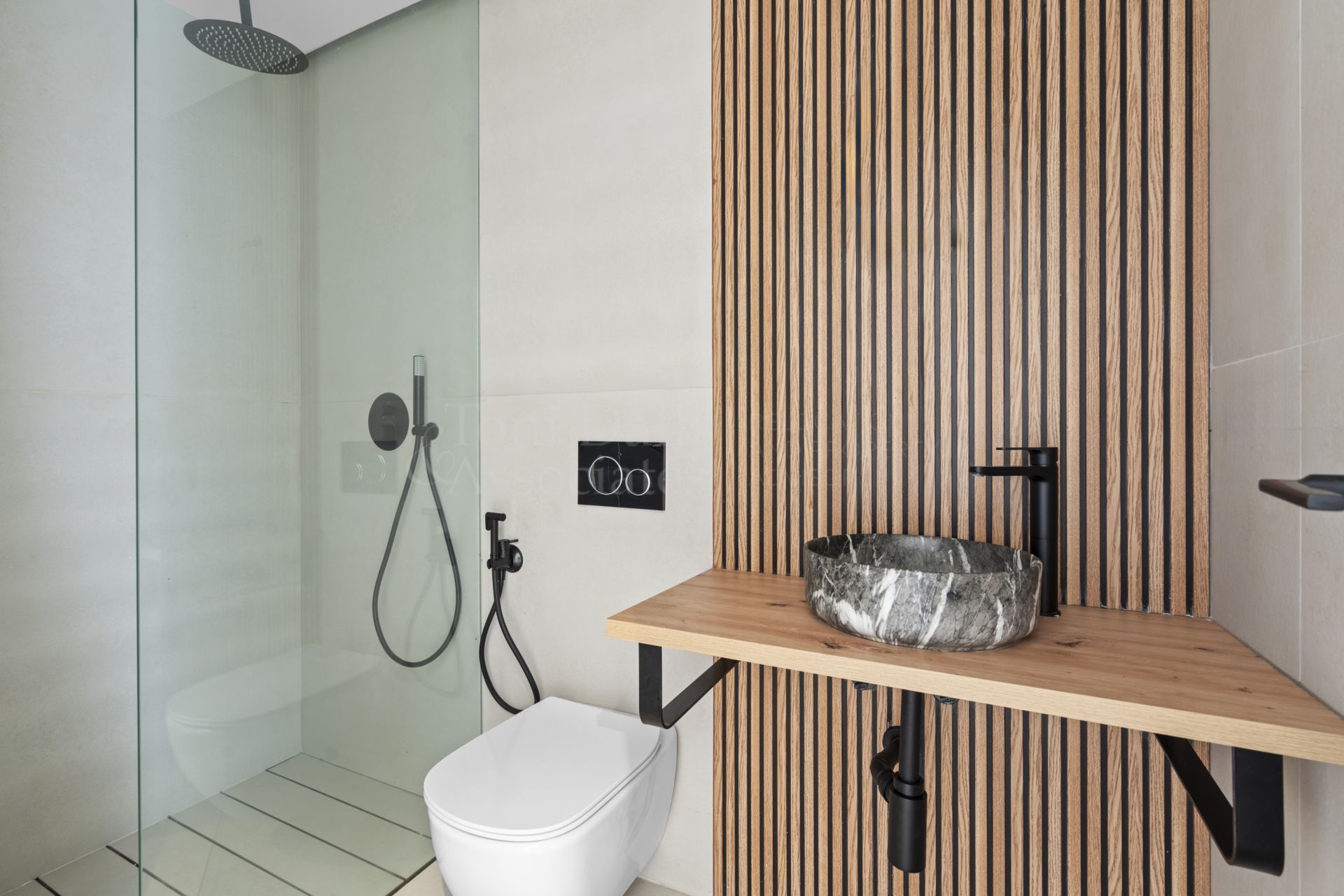 Ground Floor Duplex in El Paraiso, Estepona