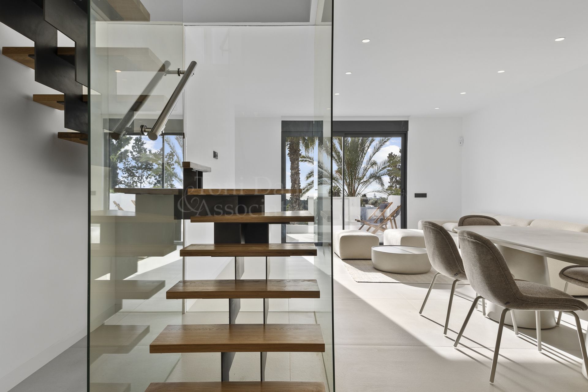 Duplex Penthouse in El Paraiso, Estepona