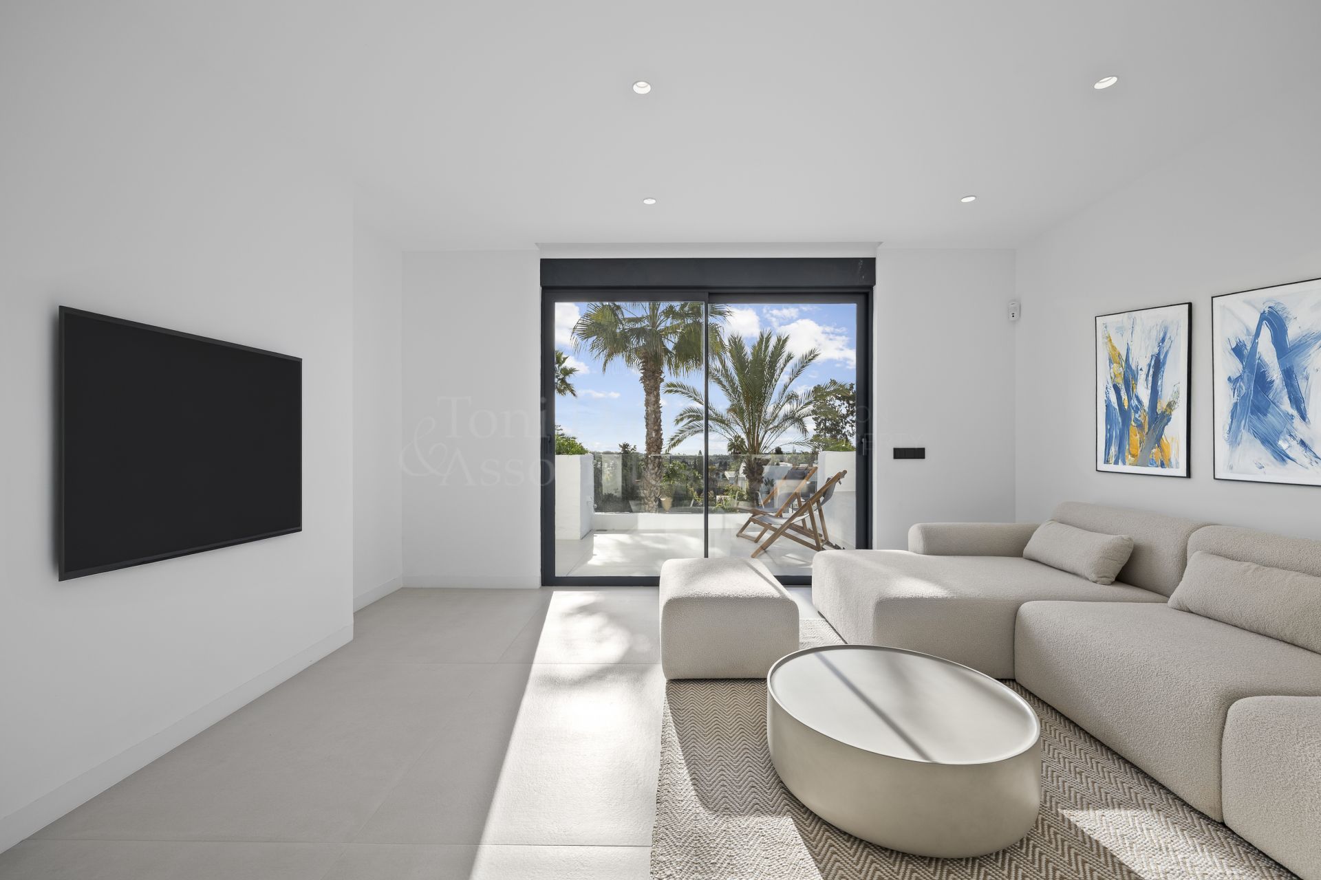 Duplex Penthouse in El Paraiso, Estepona