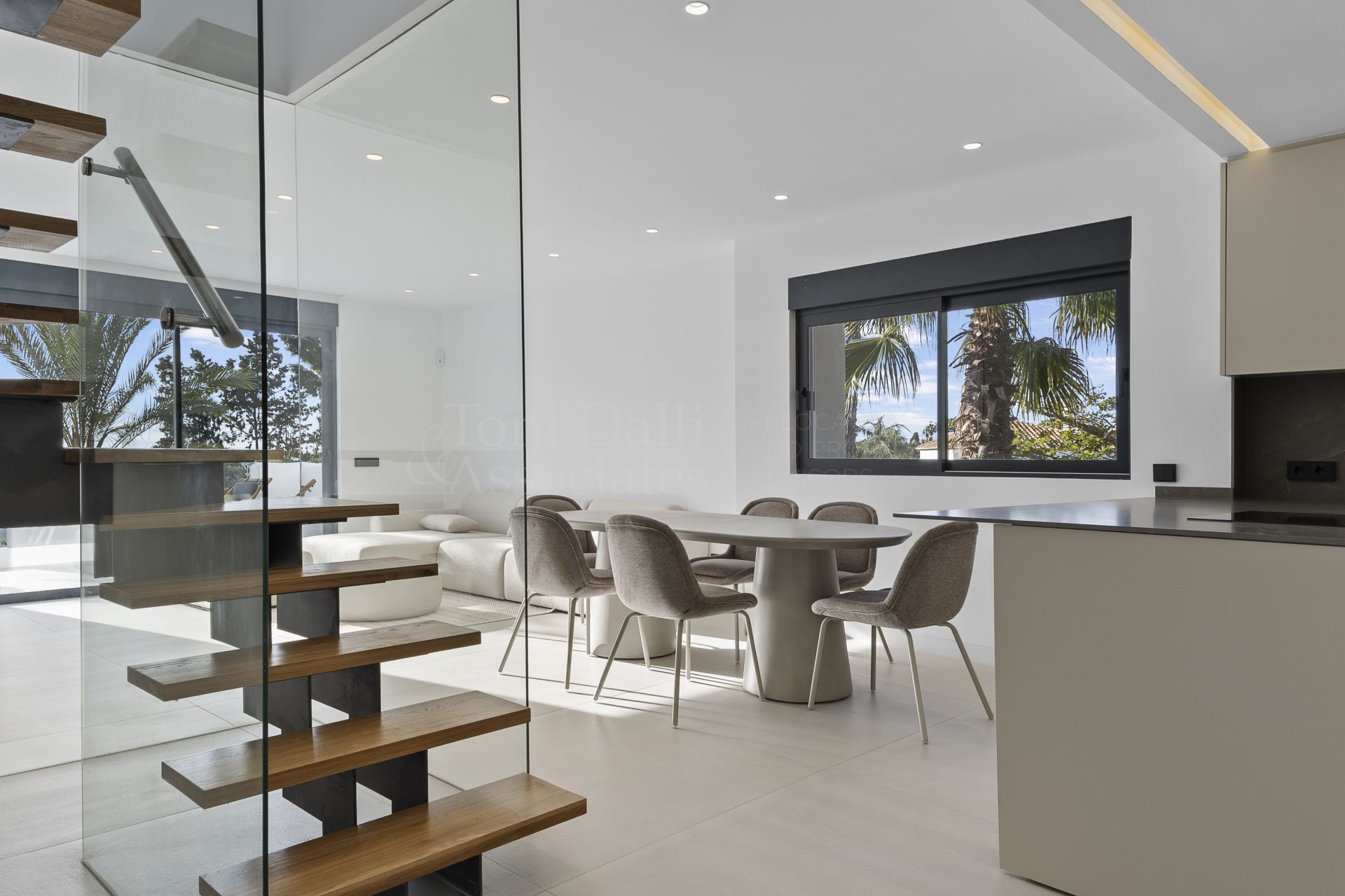 Duplex Penthouse in El Paraiso, Estepona