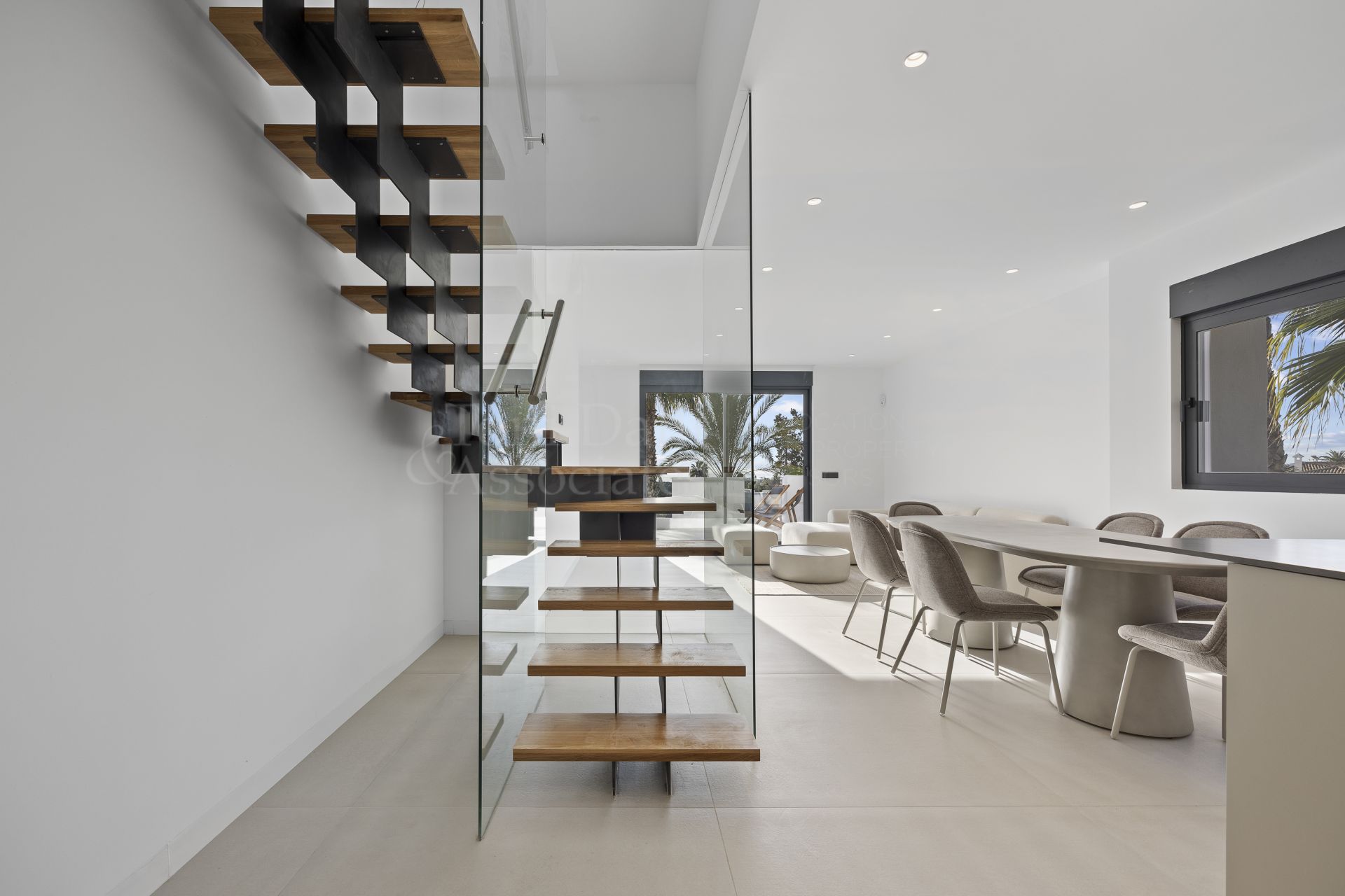 Duplex Penthouse in El Paraiso, Estepona