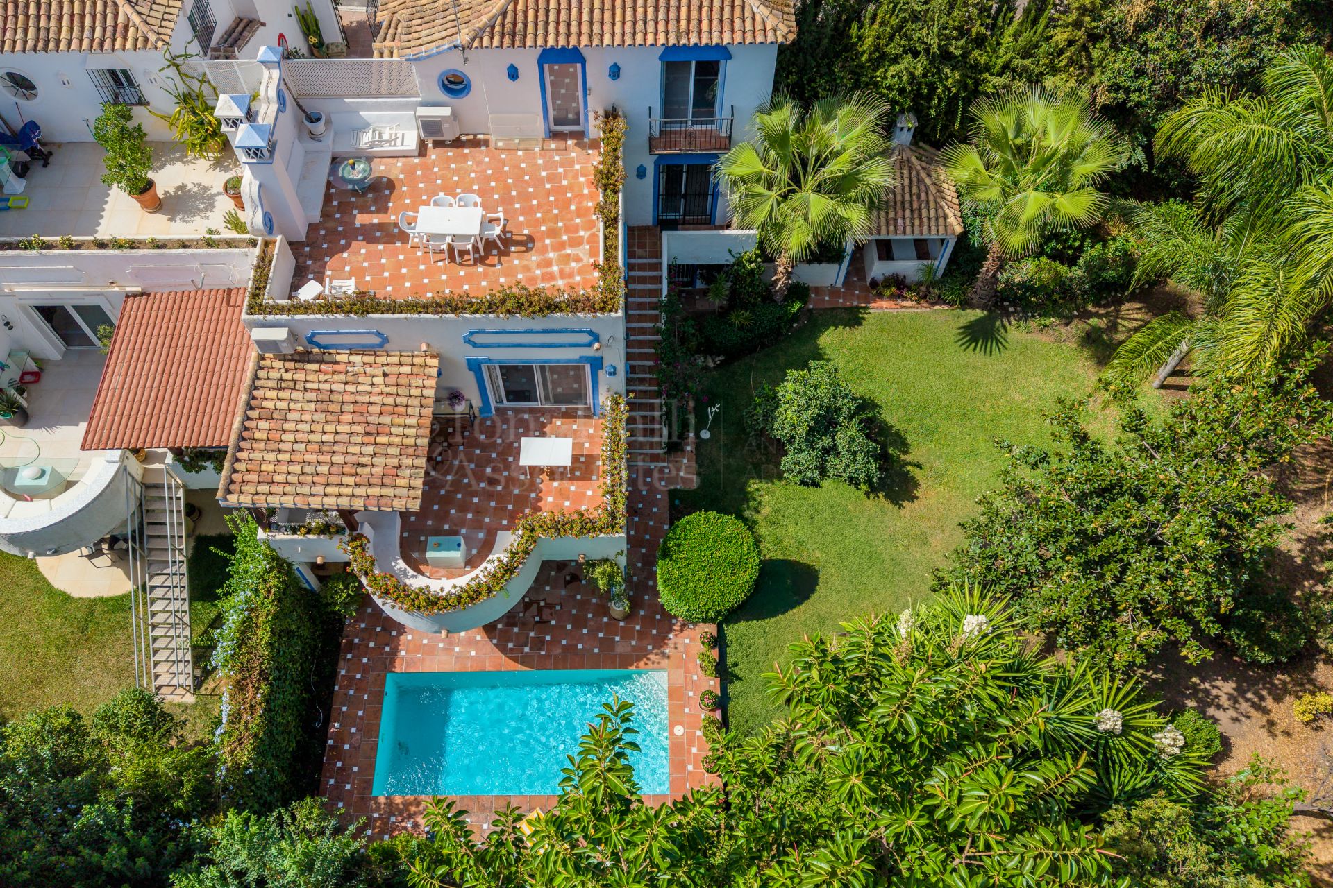 Semi Detached Villa in Marbella Hill Club, Marbella