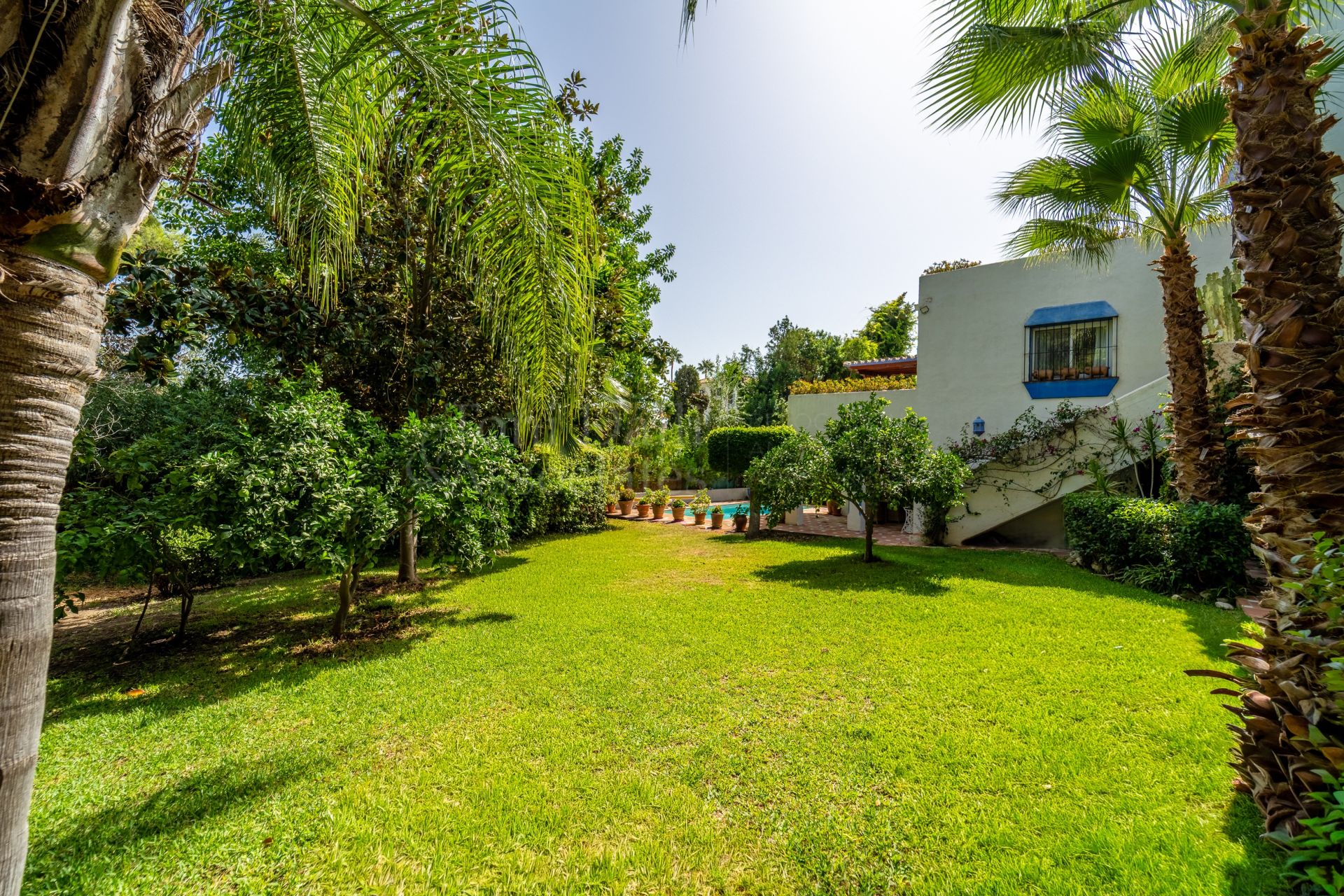 Semi Detached Villa in Marbella Hill Club, Marbella