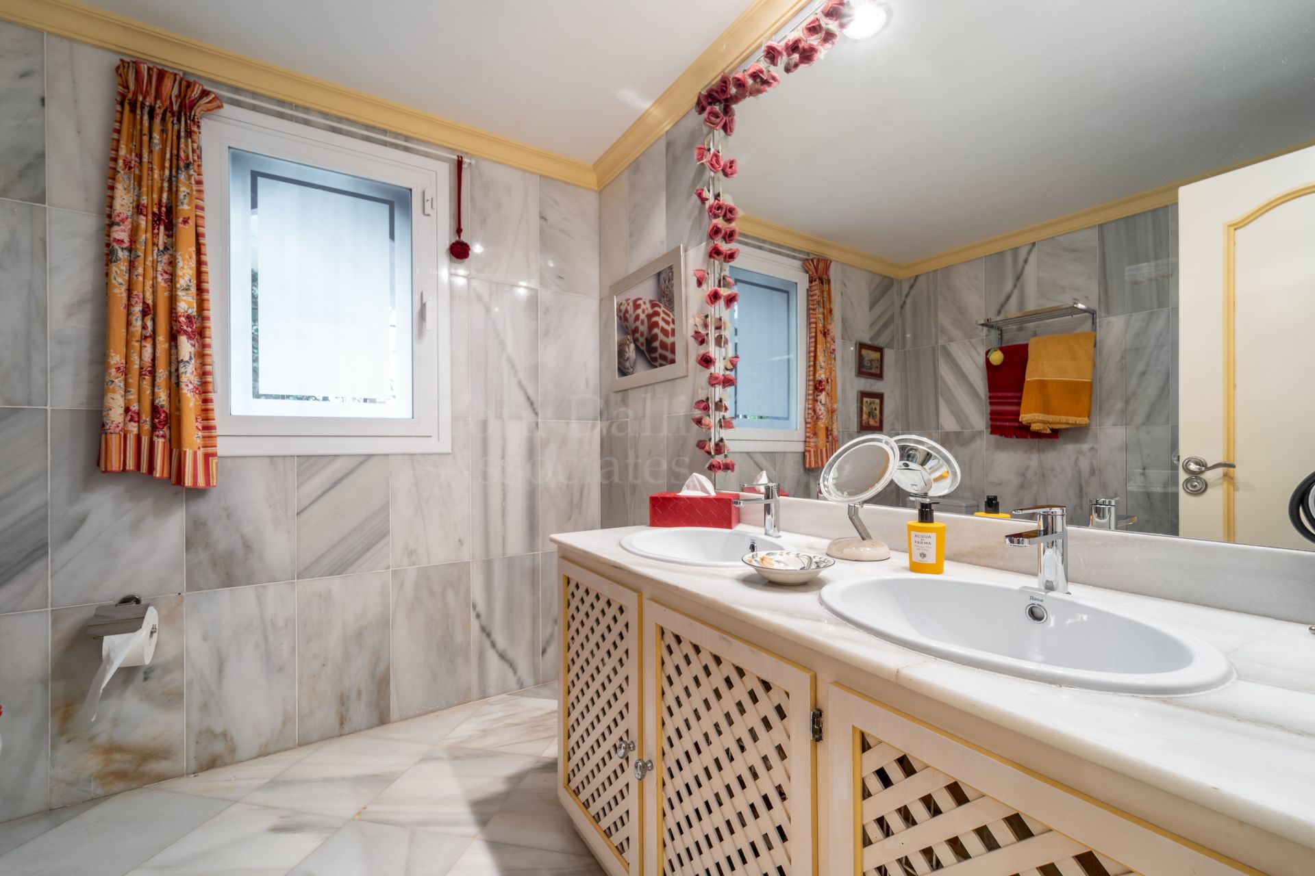 Semi Detached Villa in Marbella Hill Club, Marbella