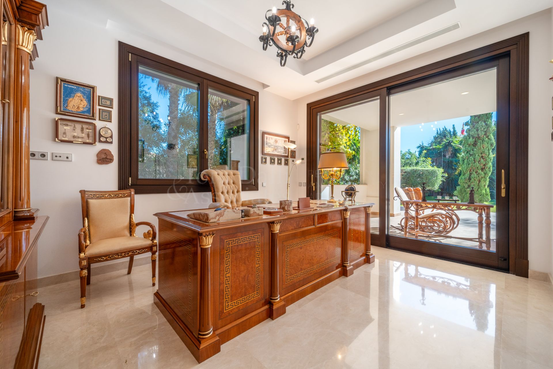 Villa in Casasola, Estepona