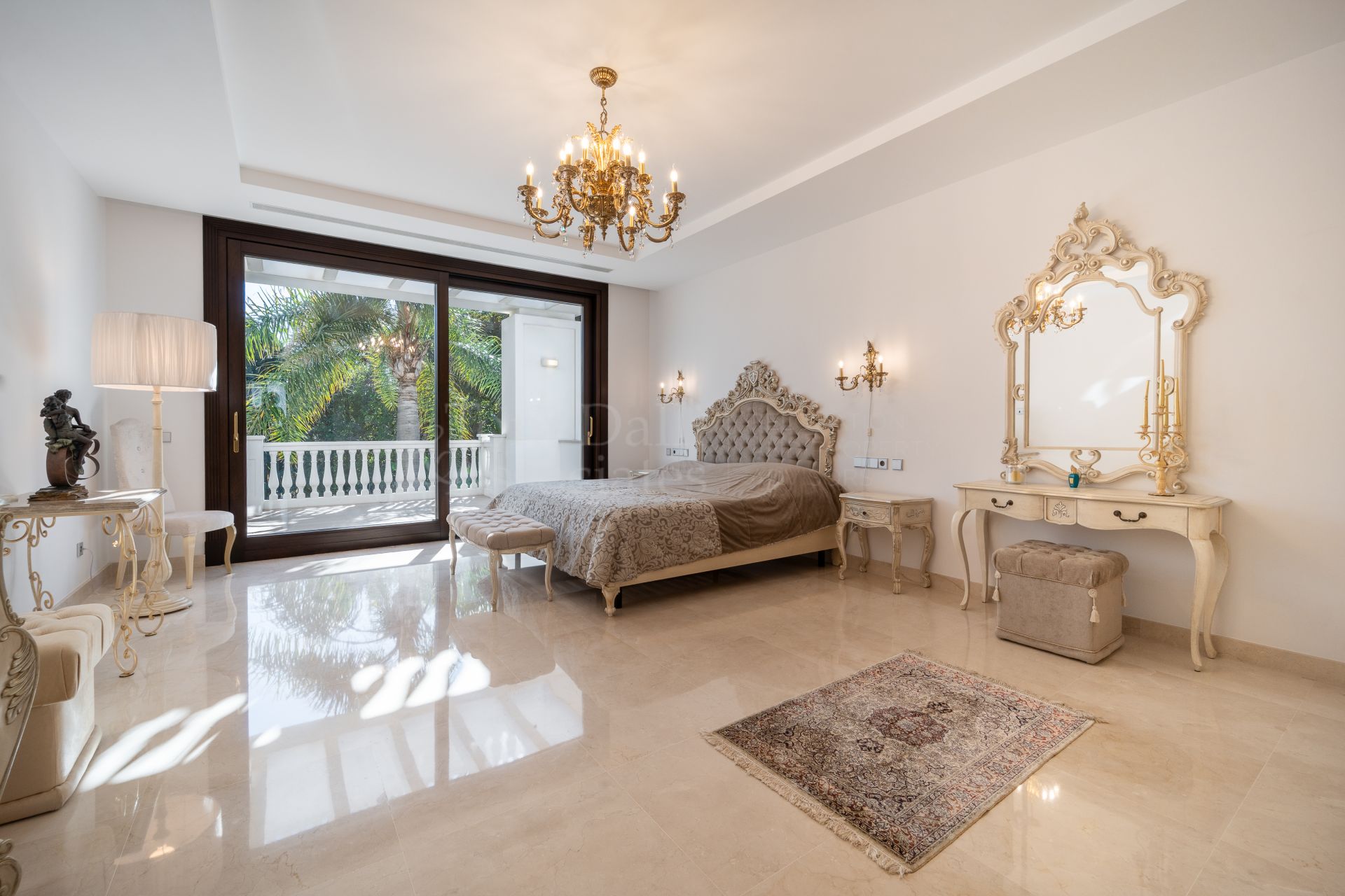 Villa in Casasola, Estepona