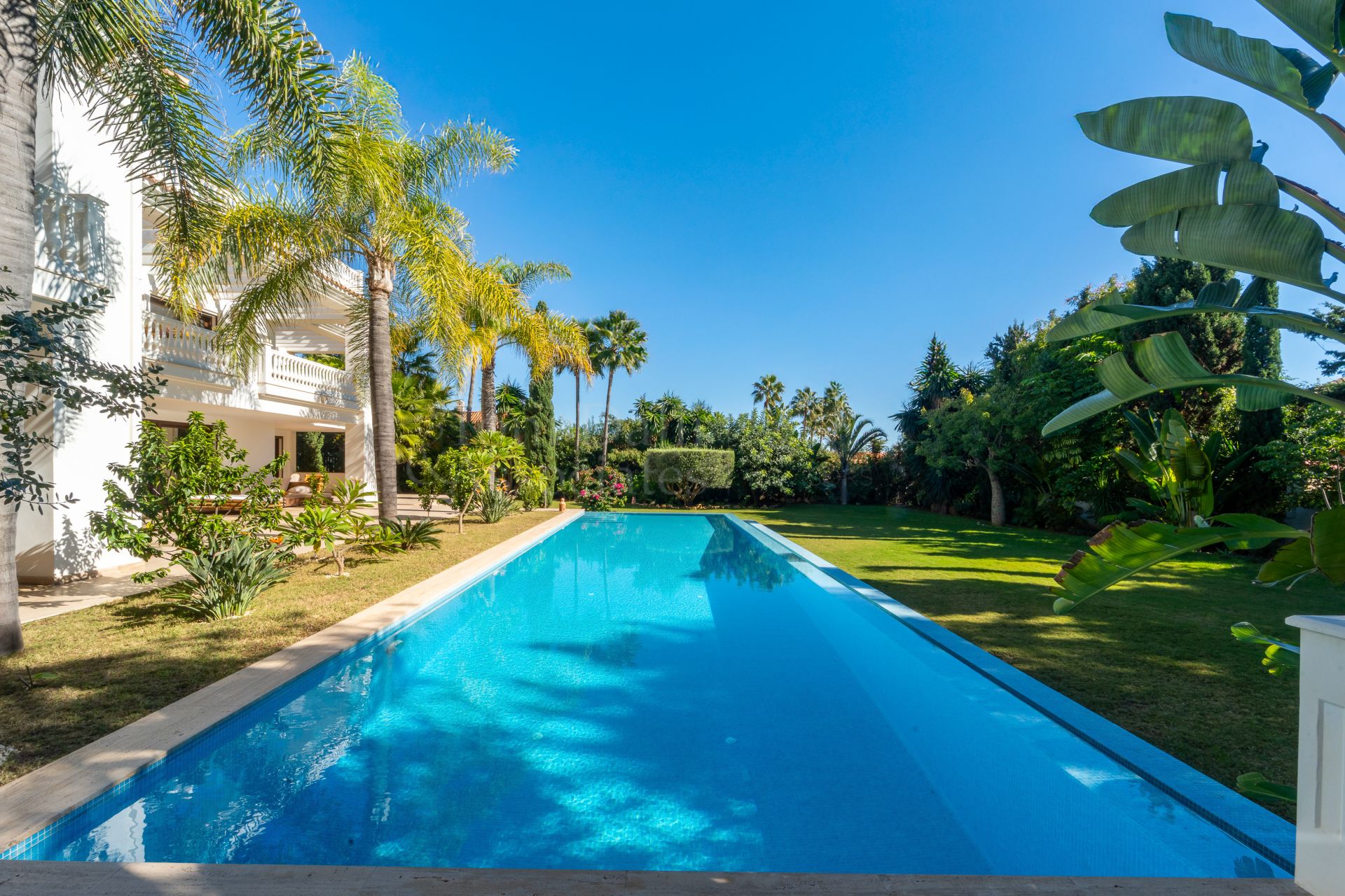 Villa in Casasola, Estepona