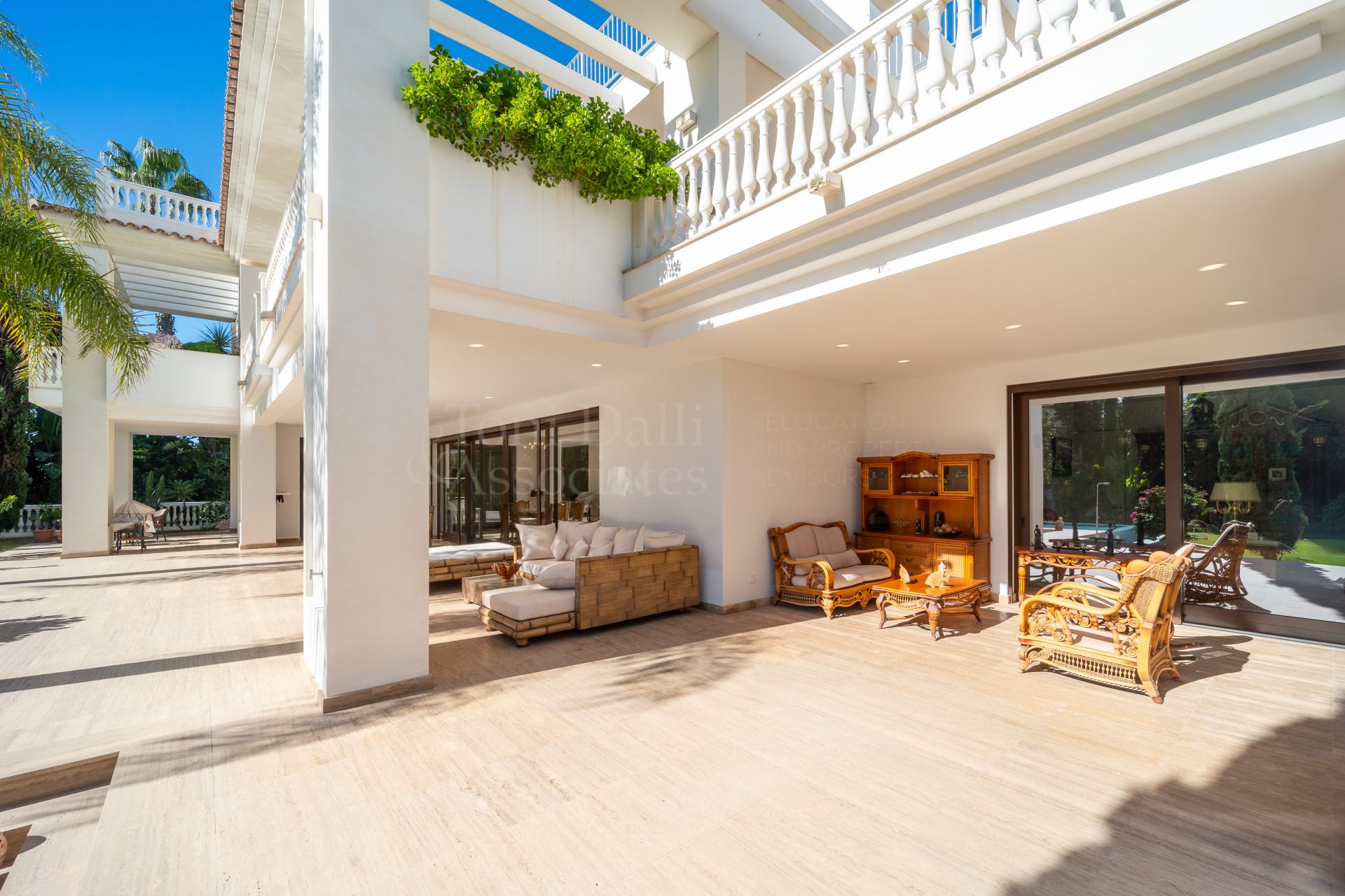 Villa in Casasola, Estepona