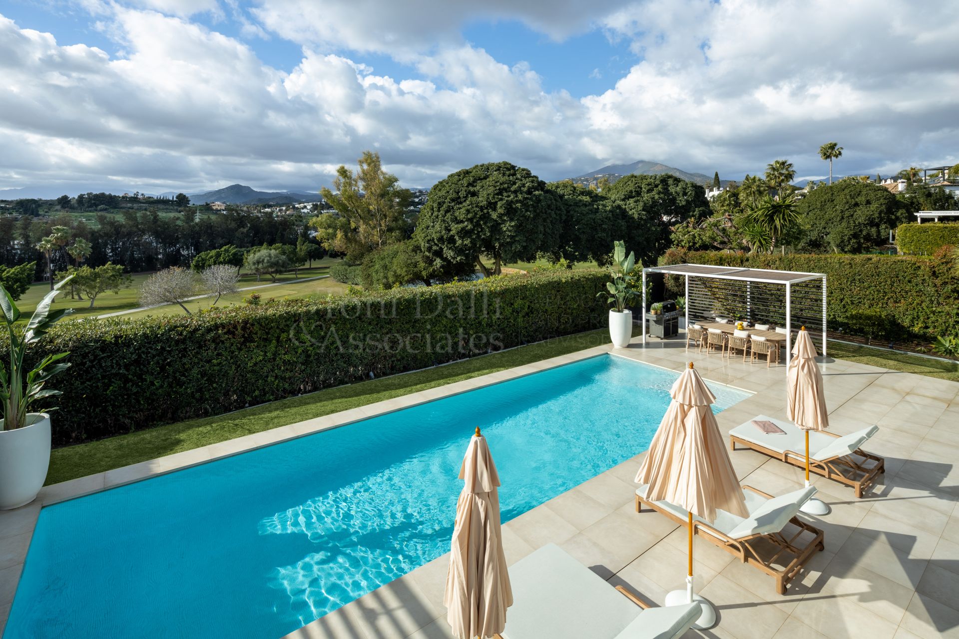 Villa in Nueva Andalucia, Marbella