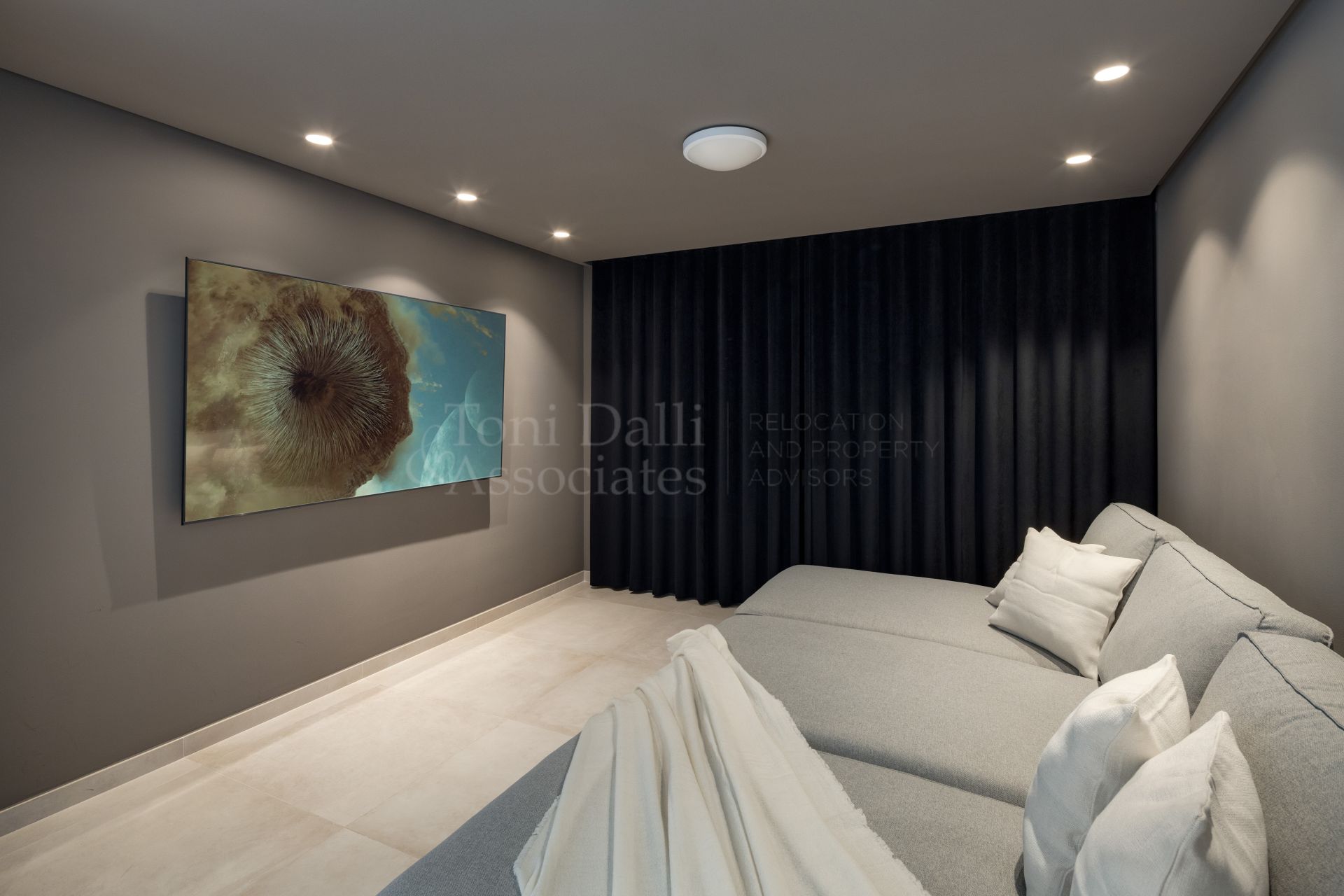 Villa in Nueva Andalucia, Marbella