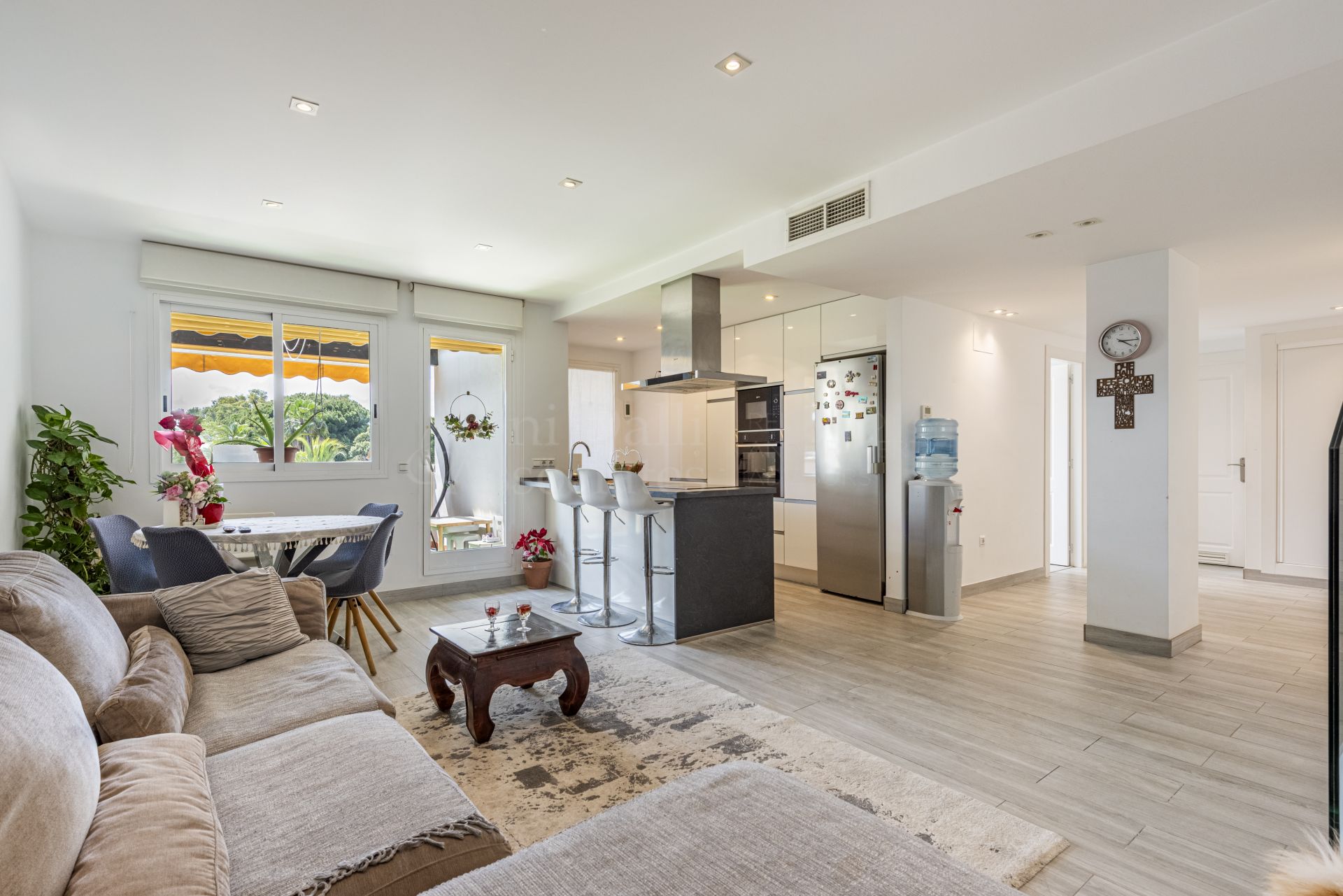 Duplex Penthouse in Los Pinos de Nagüeles, Marbella