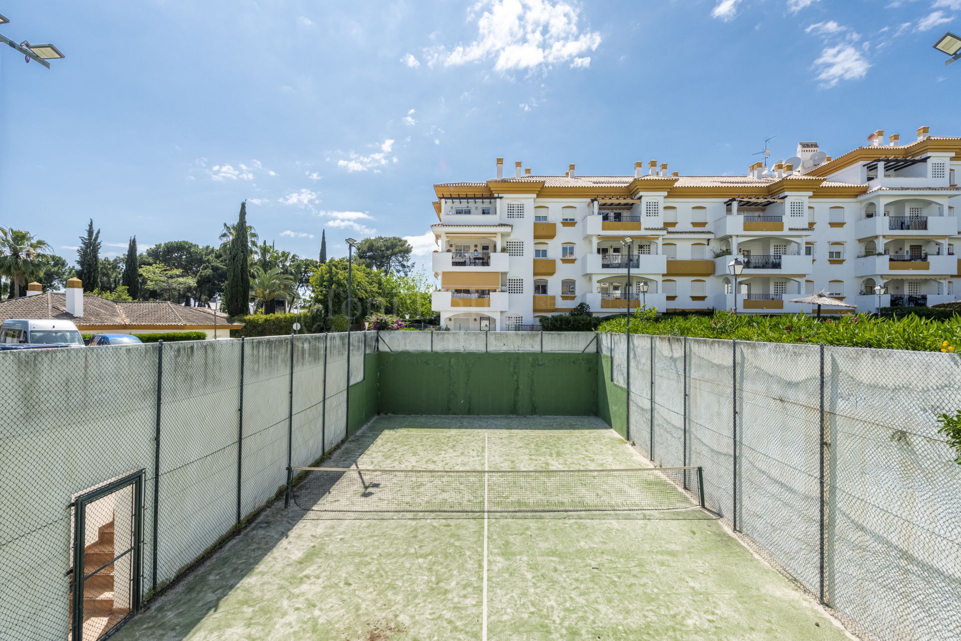 Duplex Penthouse in Los Pinos de Nagüeles, Marbella