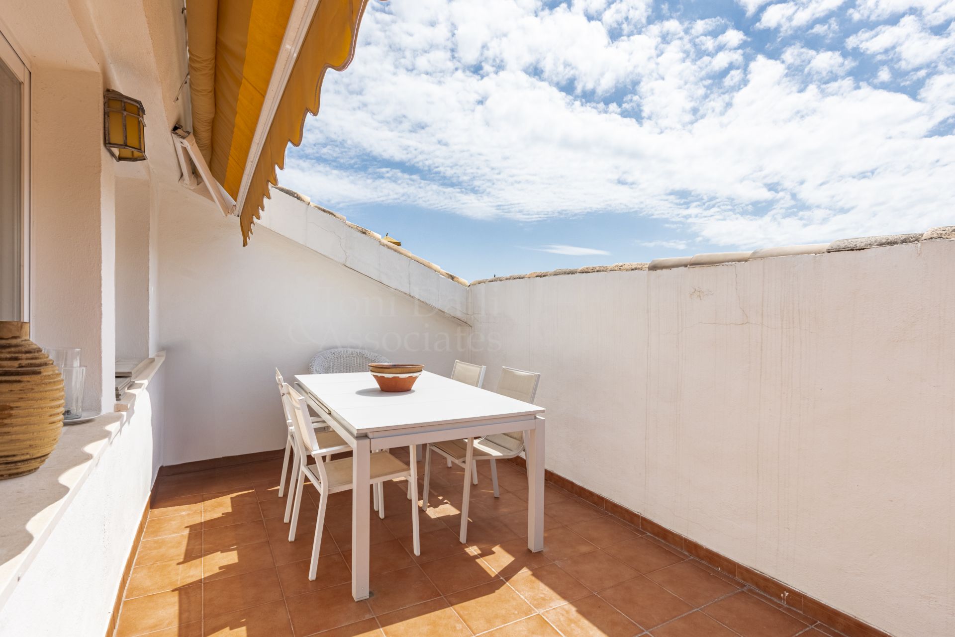 Duplex Penthouse in Los Pinos de Nagüeles, Marbella