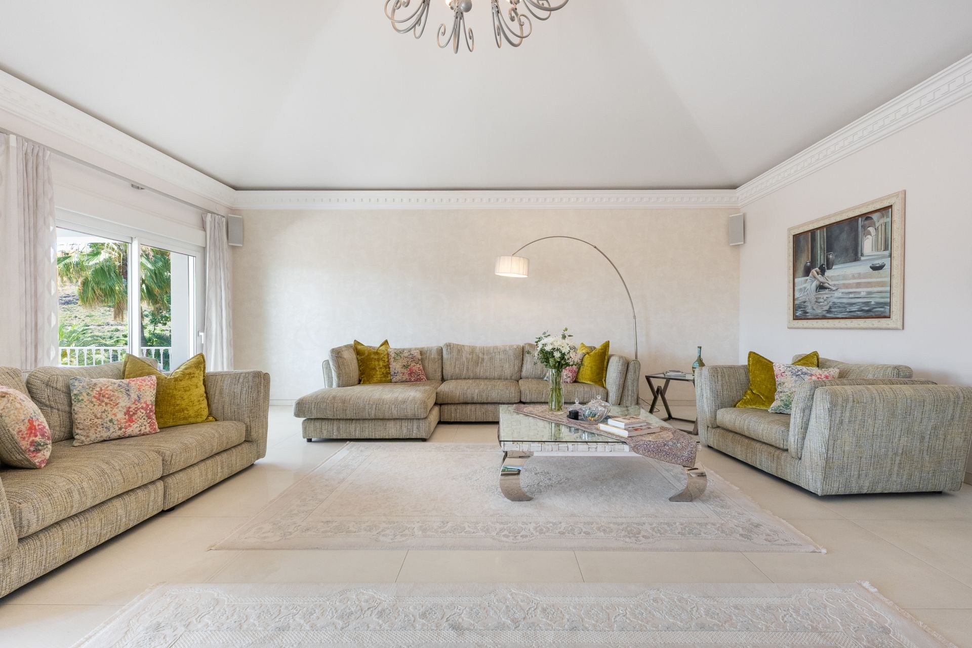 Villa in La Alqueria, Benahavis