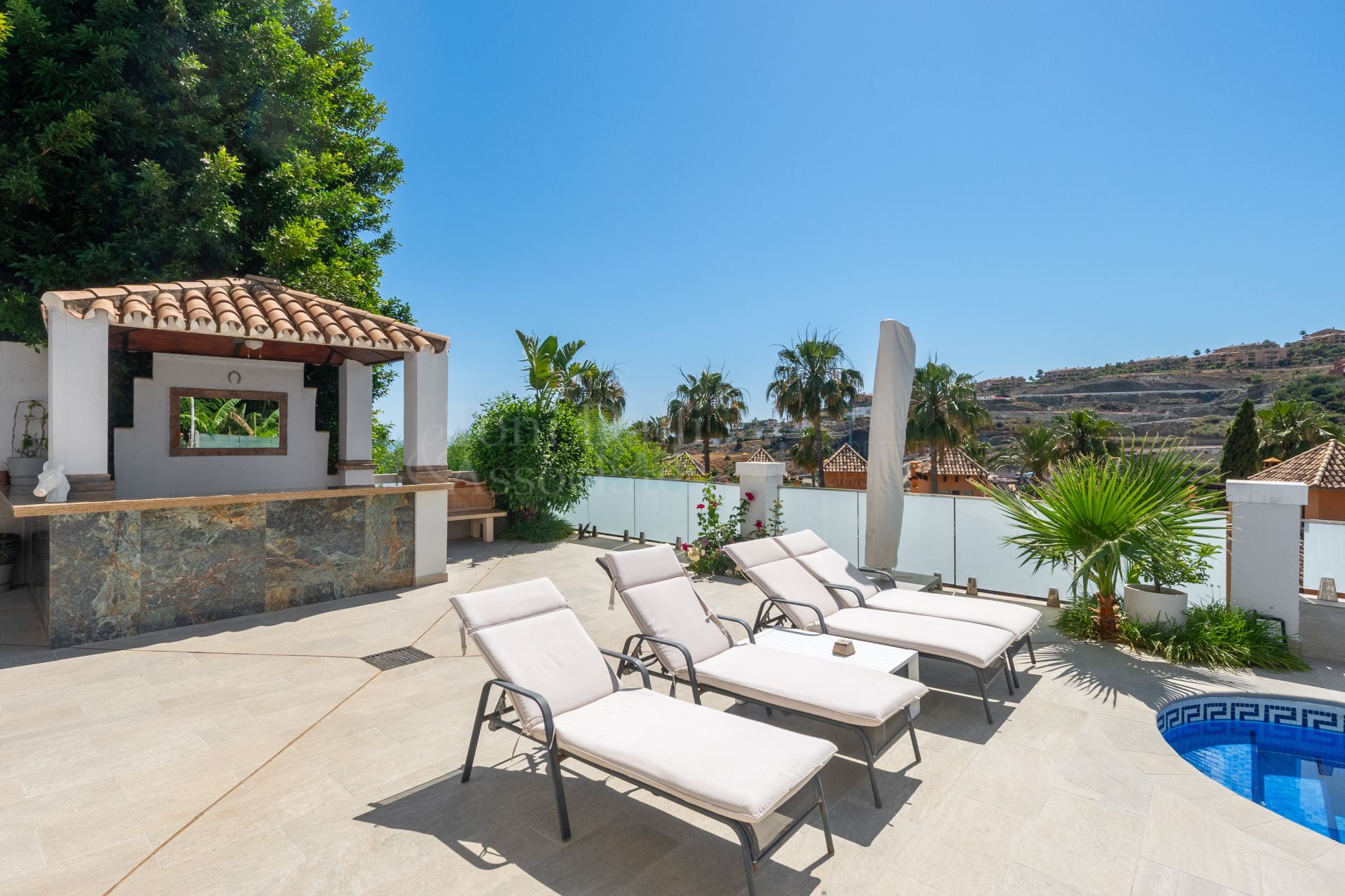 Villa in La Alqueria, Benahavis