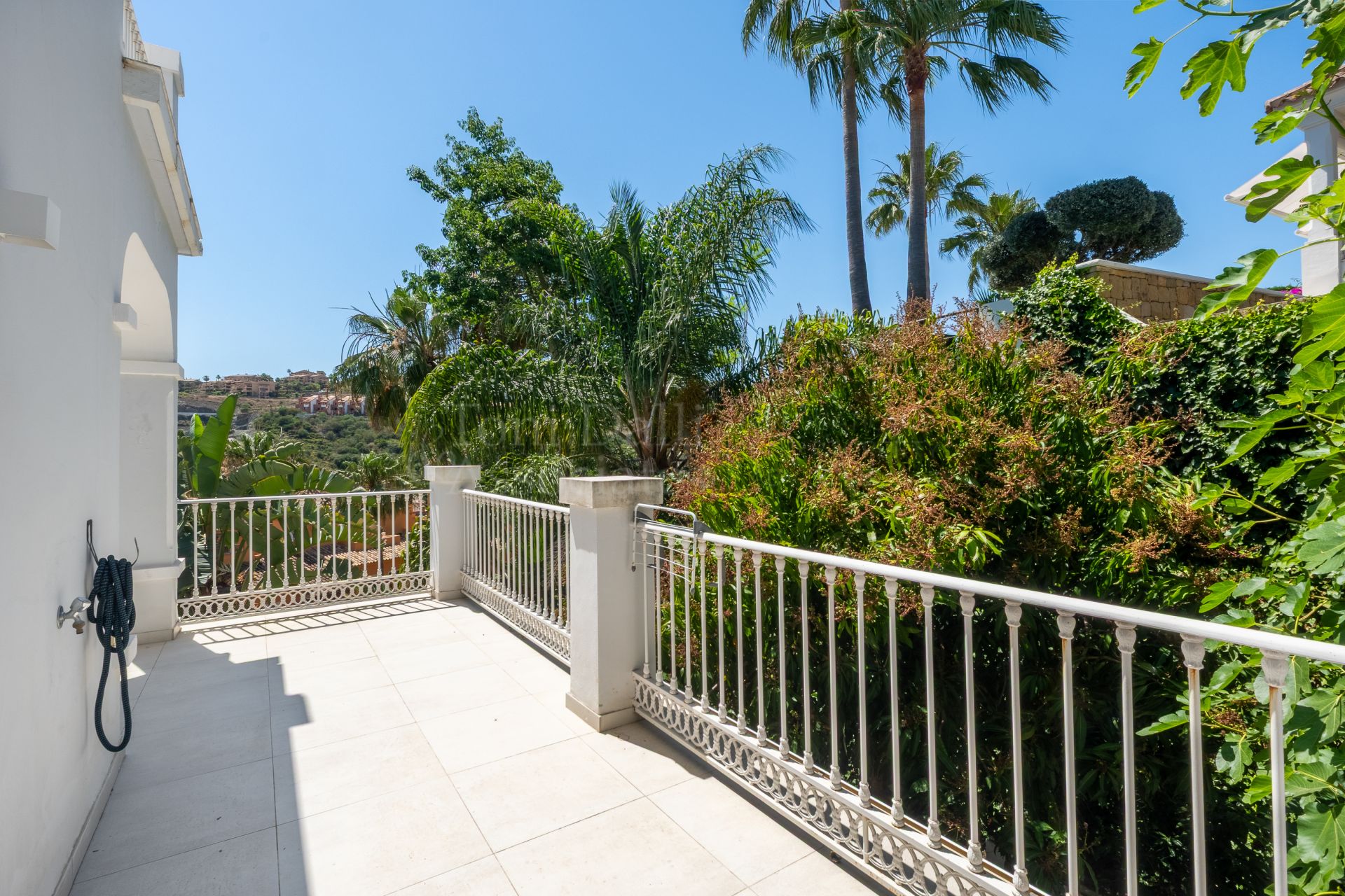 Villa in La Alqueria, Benahavis